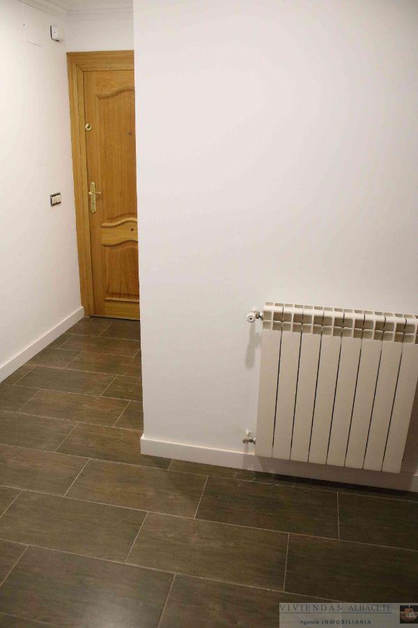 For sale of penthouse in Albacete