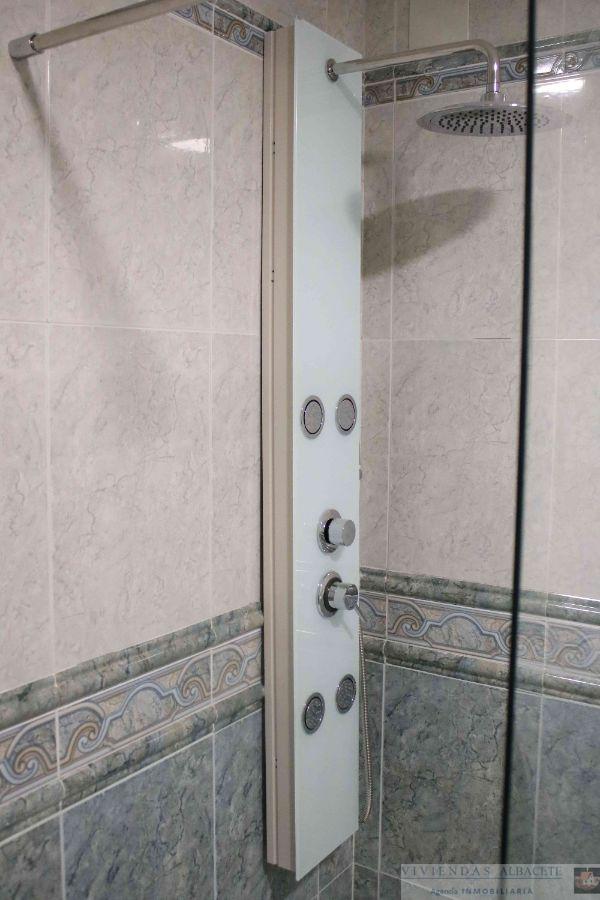For sale of penthouse in Albacete