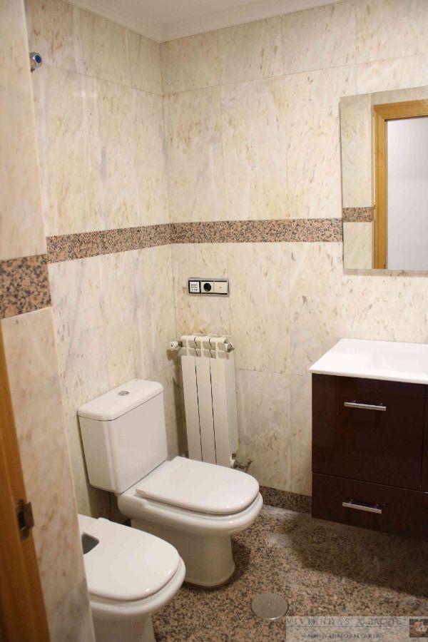 For sale of penthouse in Albacete