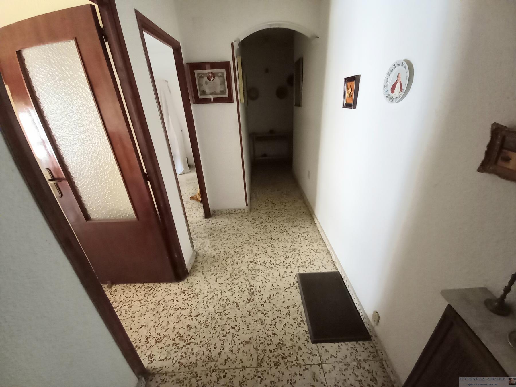 For sale of flat in Albacete