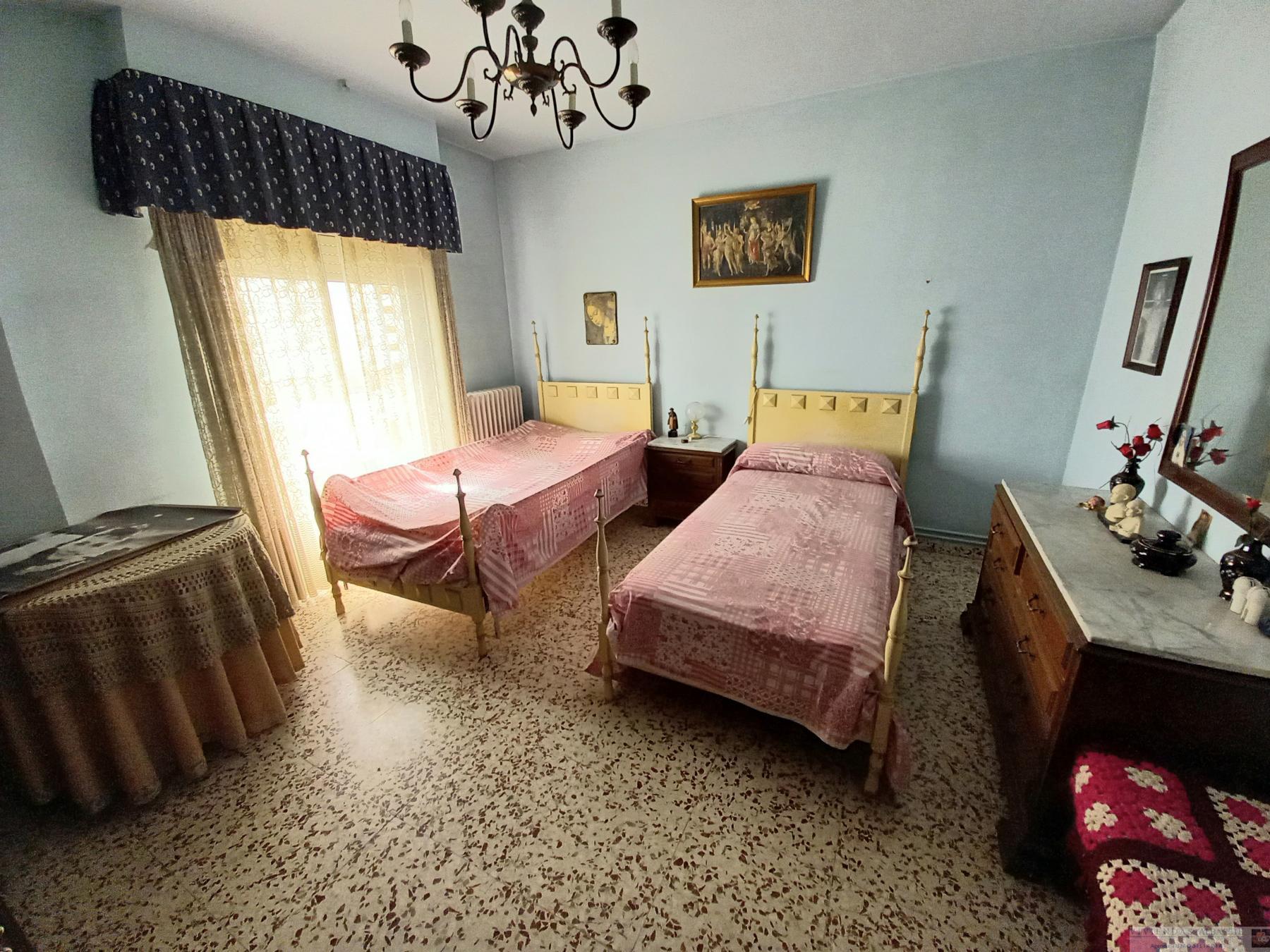 For sale of flat in Albacete