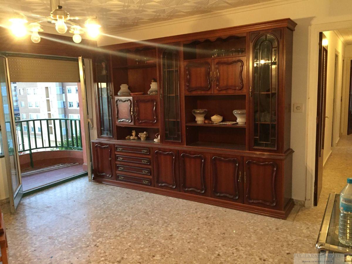 For sale of flat in Albacete