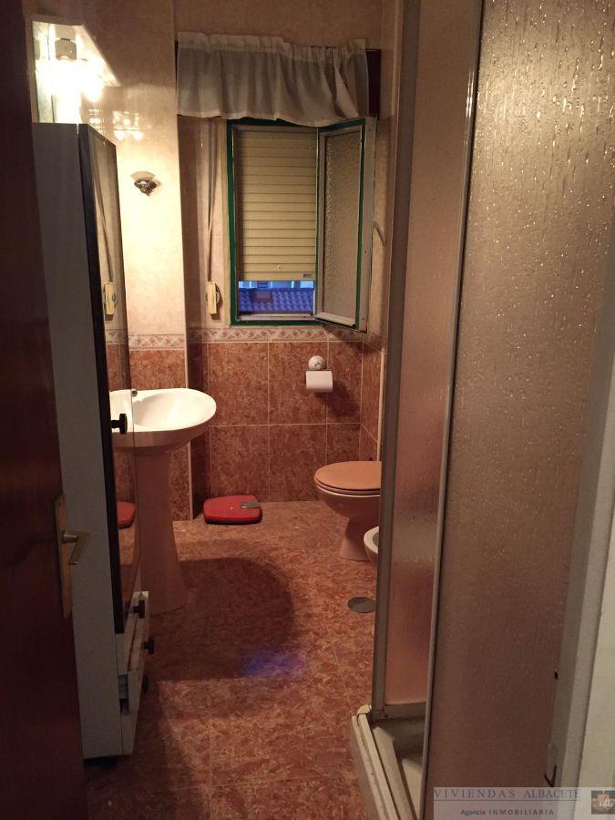 For sale of flat in Albacete