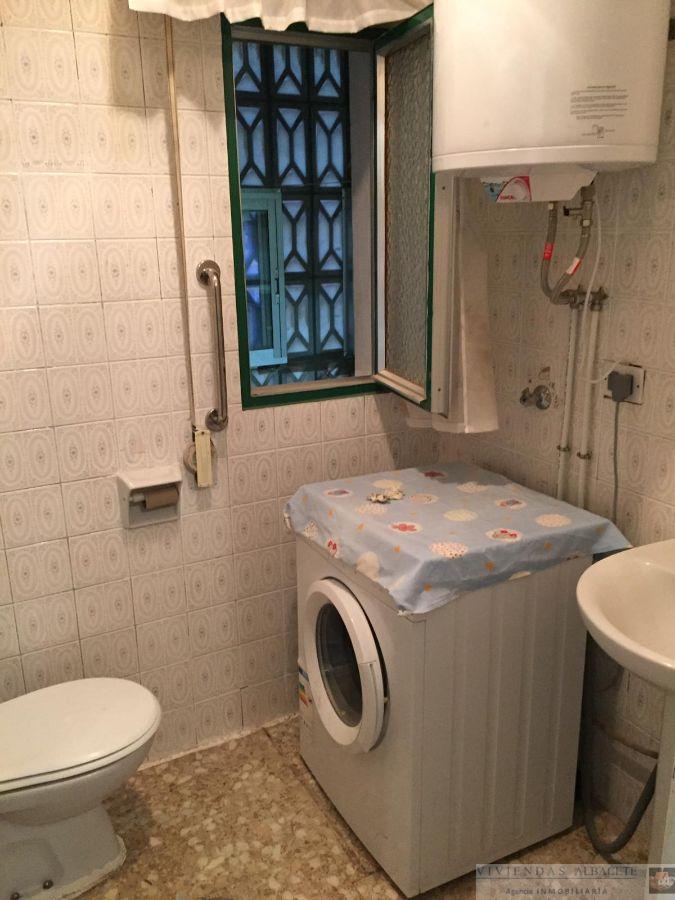 For sale of flat in Albacete