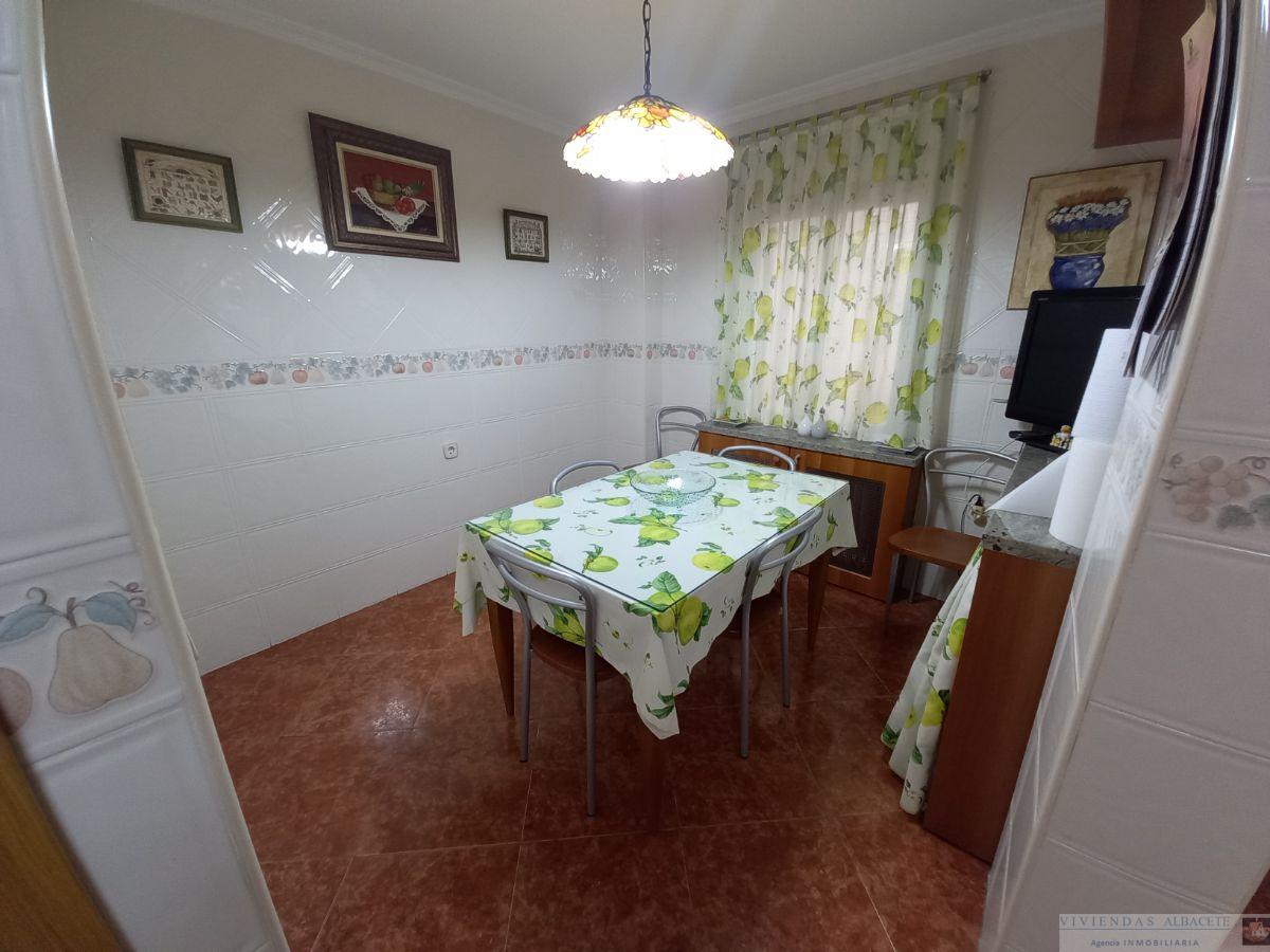 For sale of apartment in Albacete