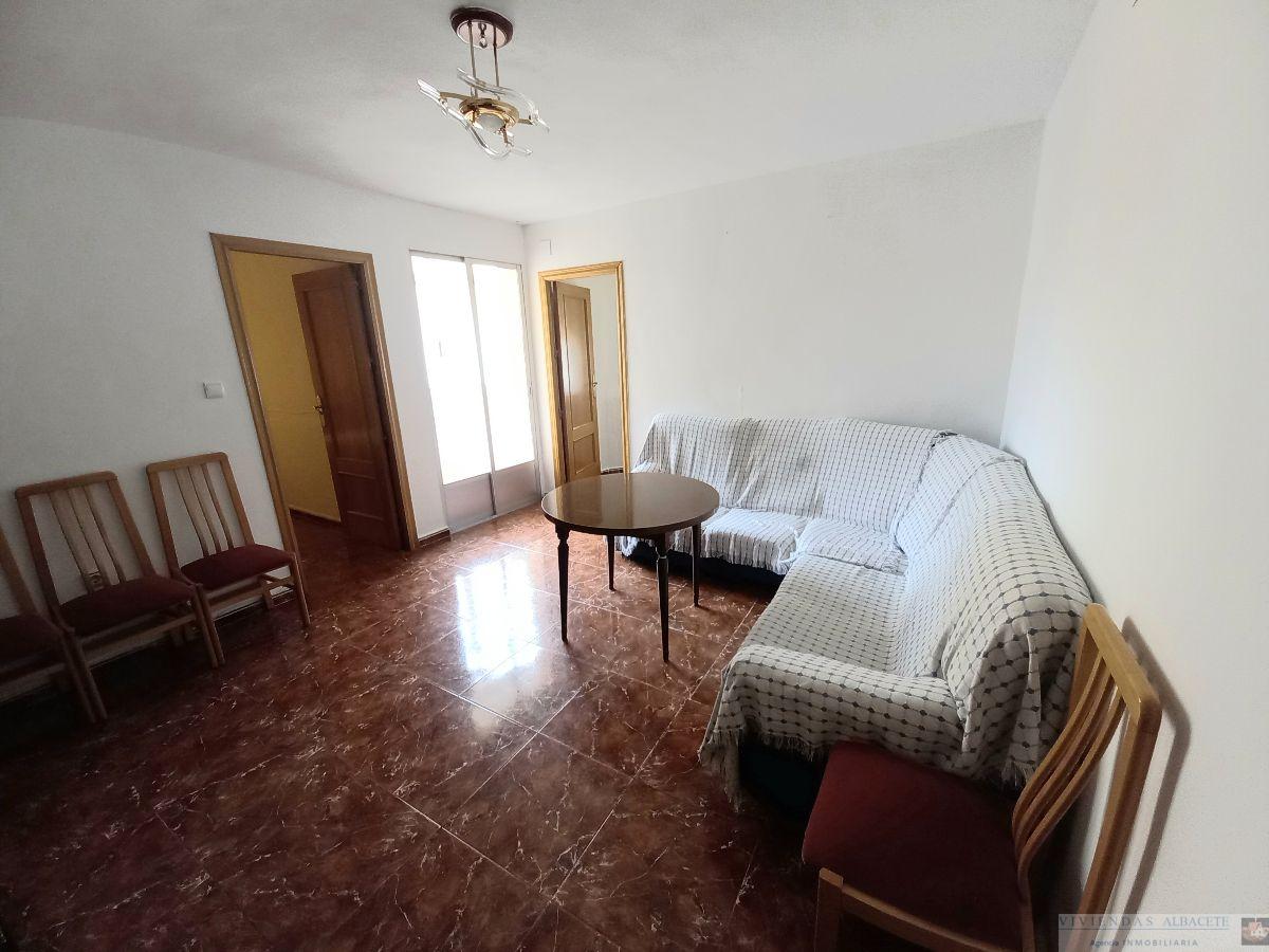 For sale of apartment in Albacete