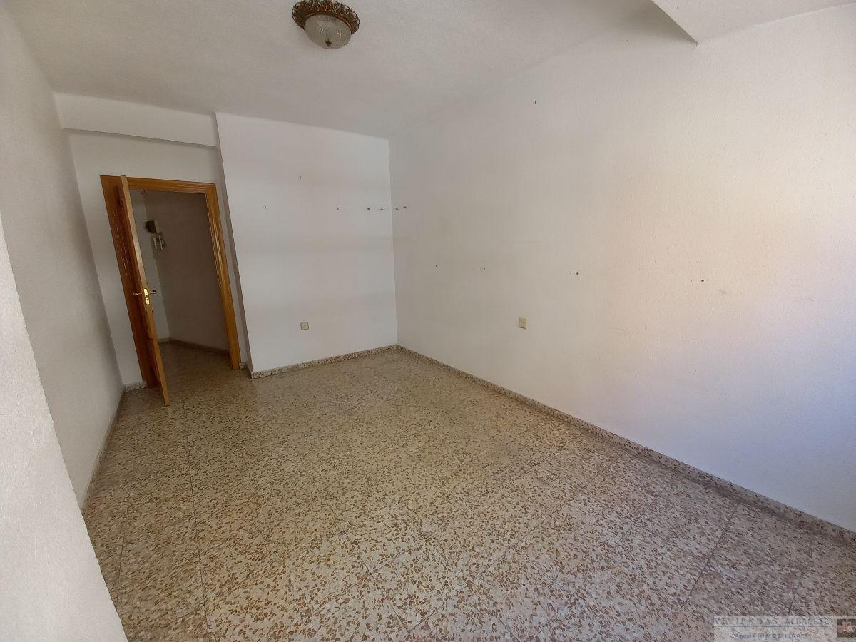 For sale of flat in Albacete