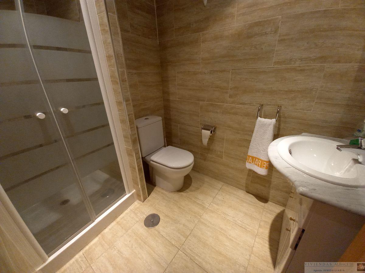 For sale of flat in Albacete