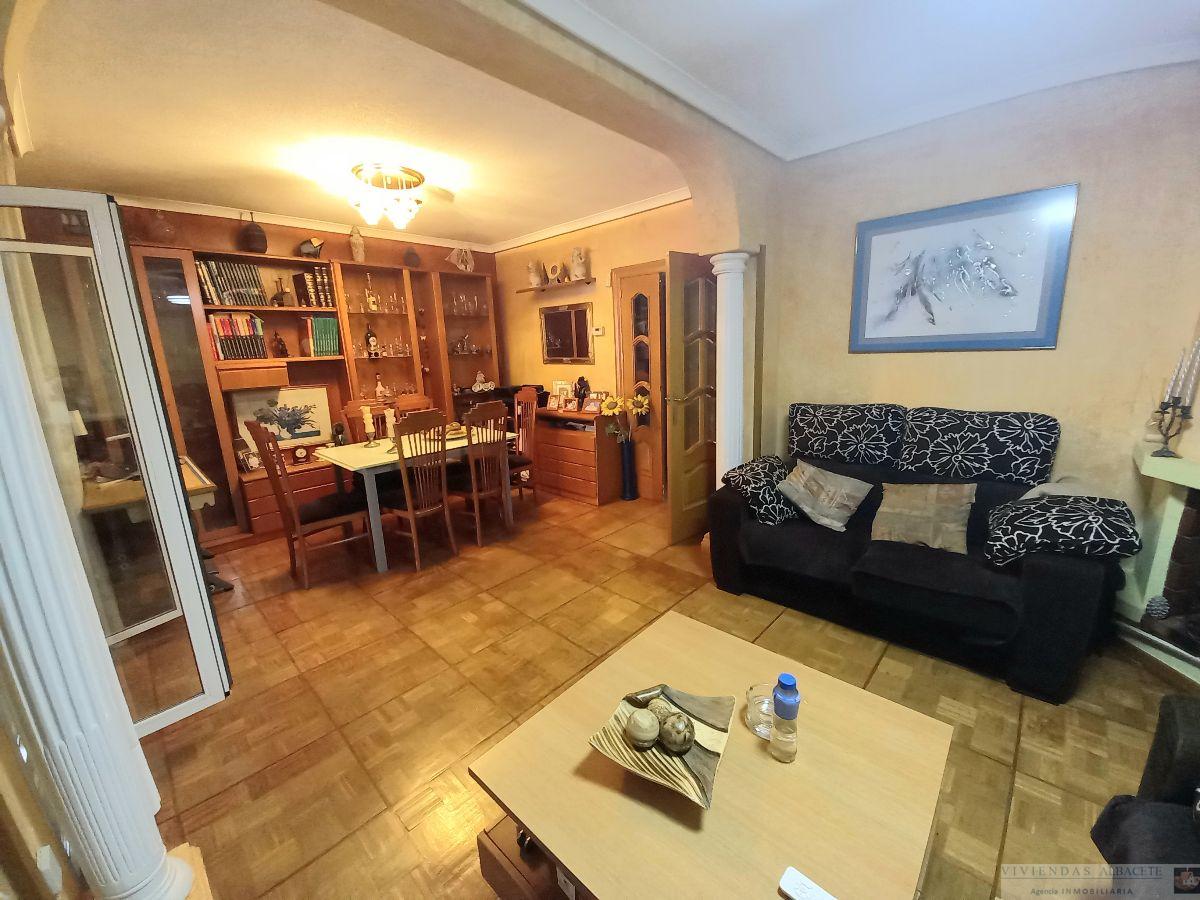 Venta de chalet en Albacete
