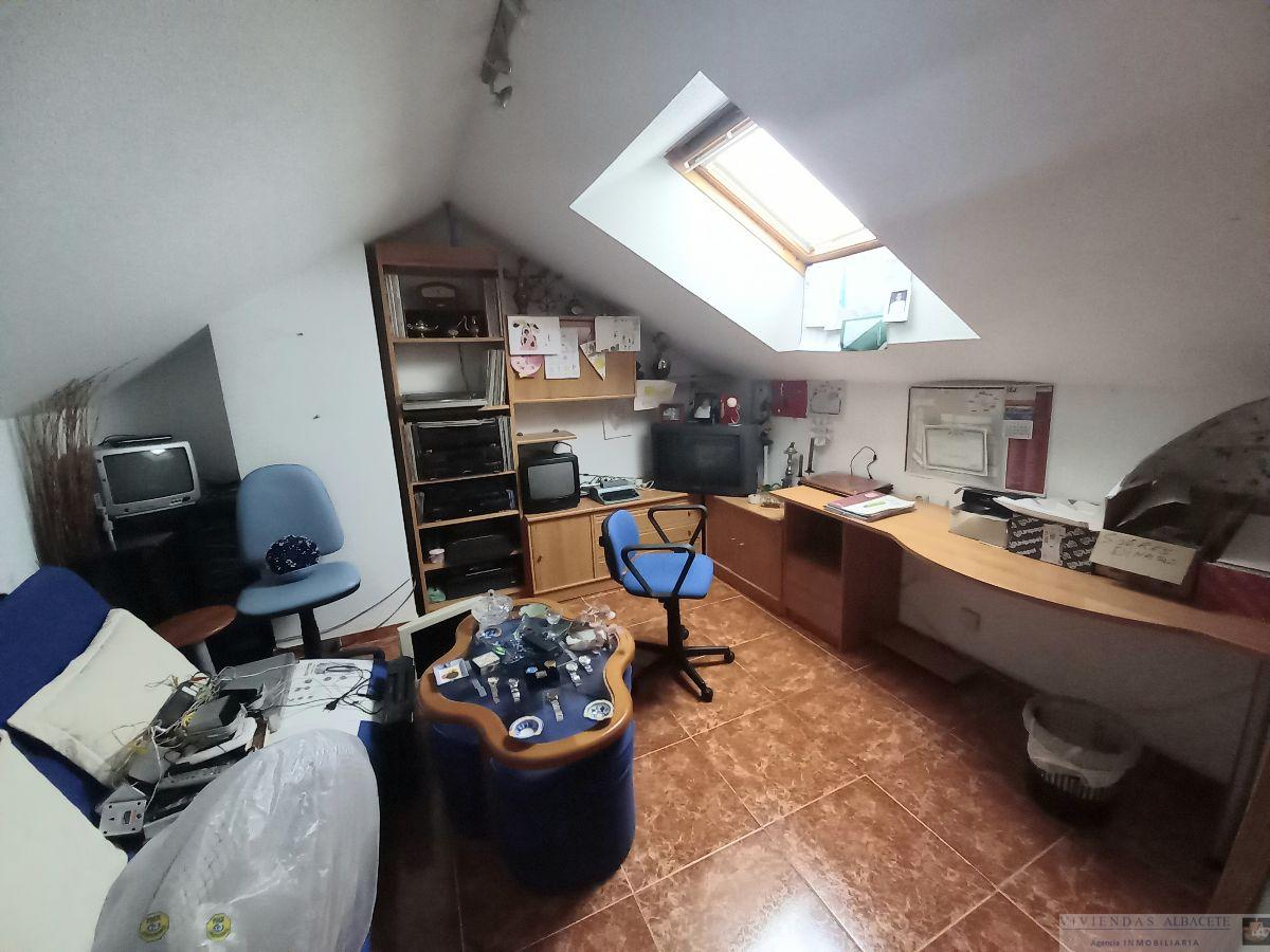 Venta de chalet en Albacete