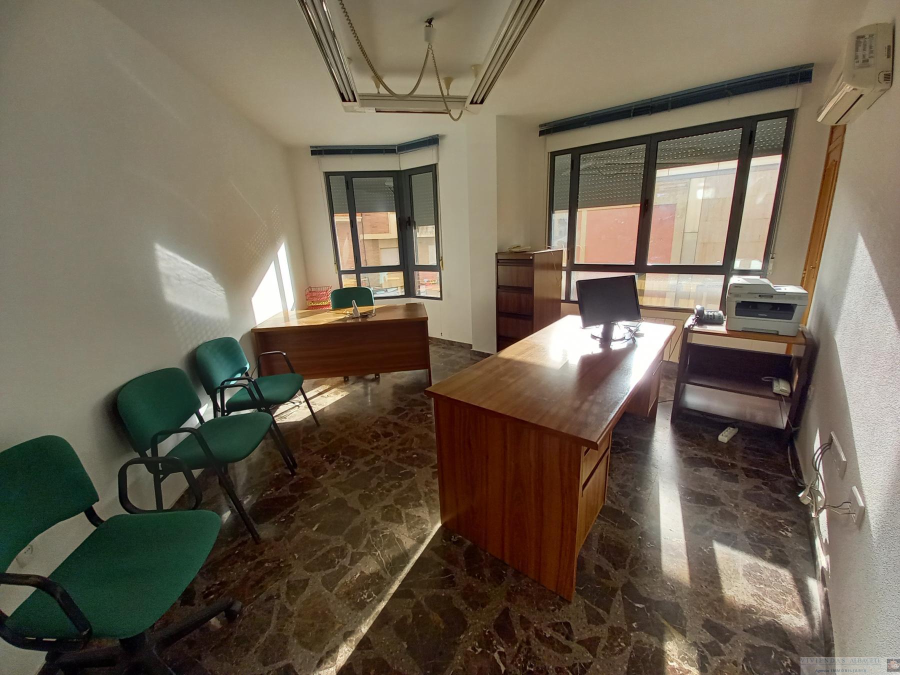For sale of apartment in Albacete