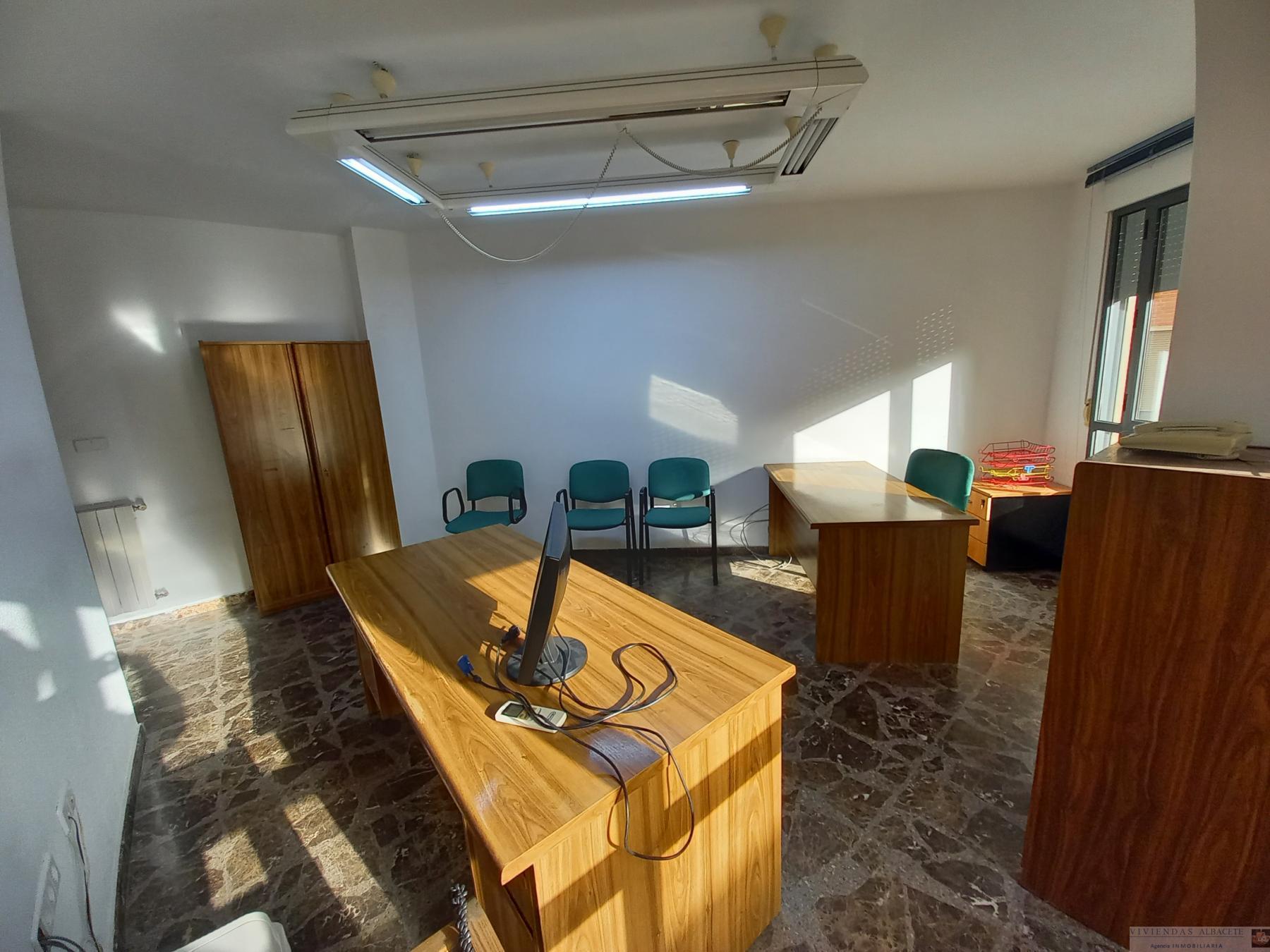 For sale of apartment in Albacete