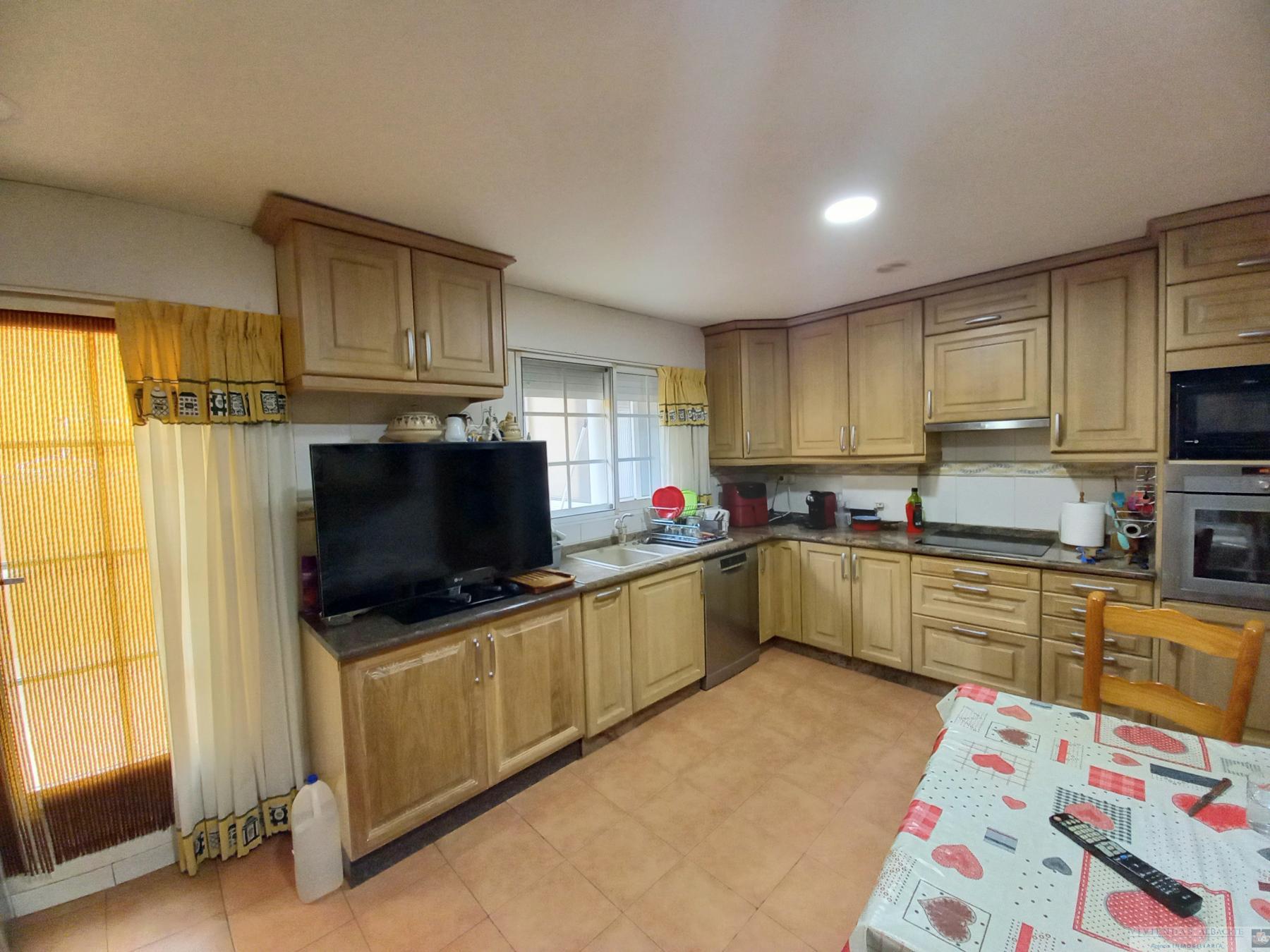 Venta de chalet en Albacete