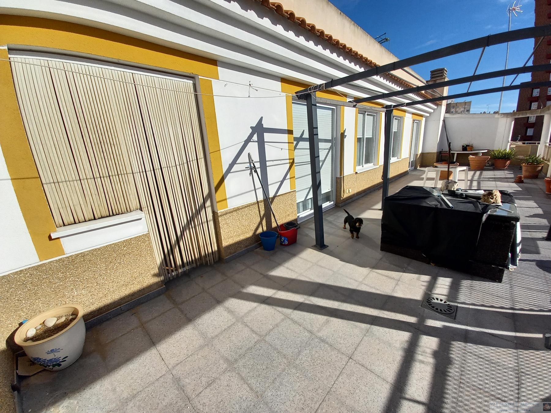 For sale of penthouse in Albacete