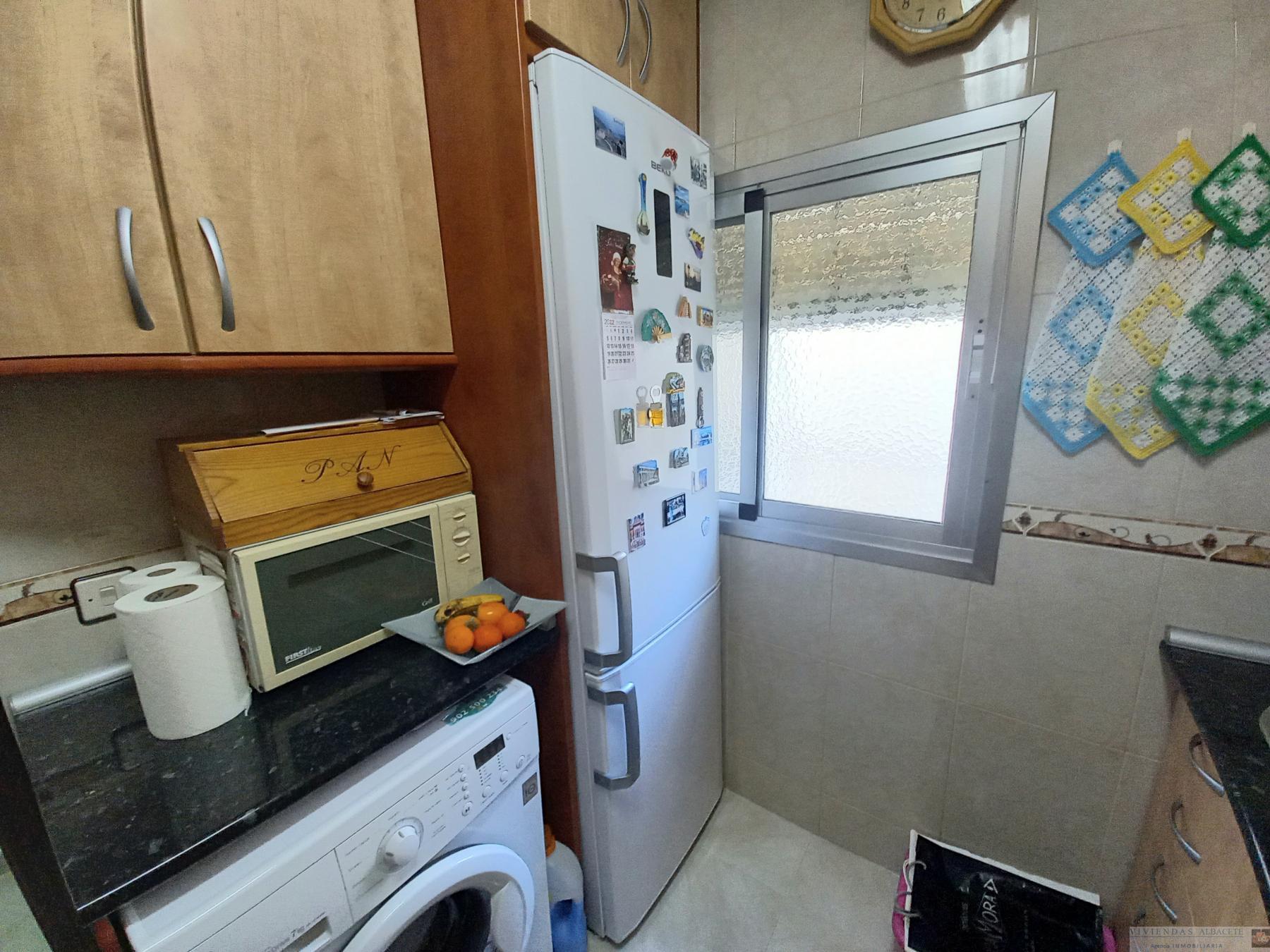 For sale of flat in Albacete
