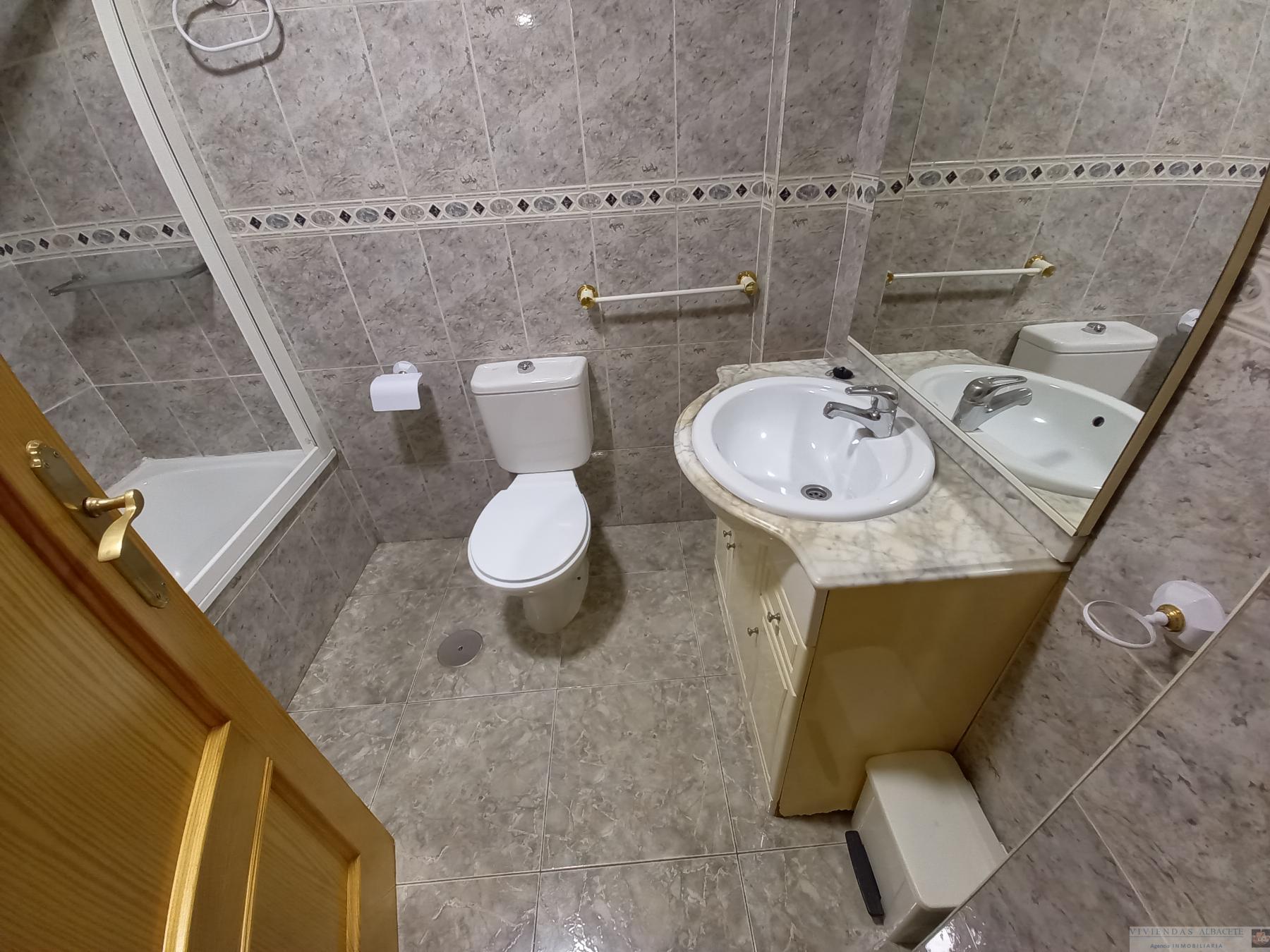Venta de piso en Albacete