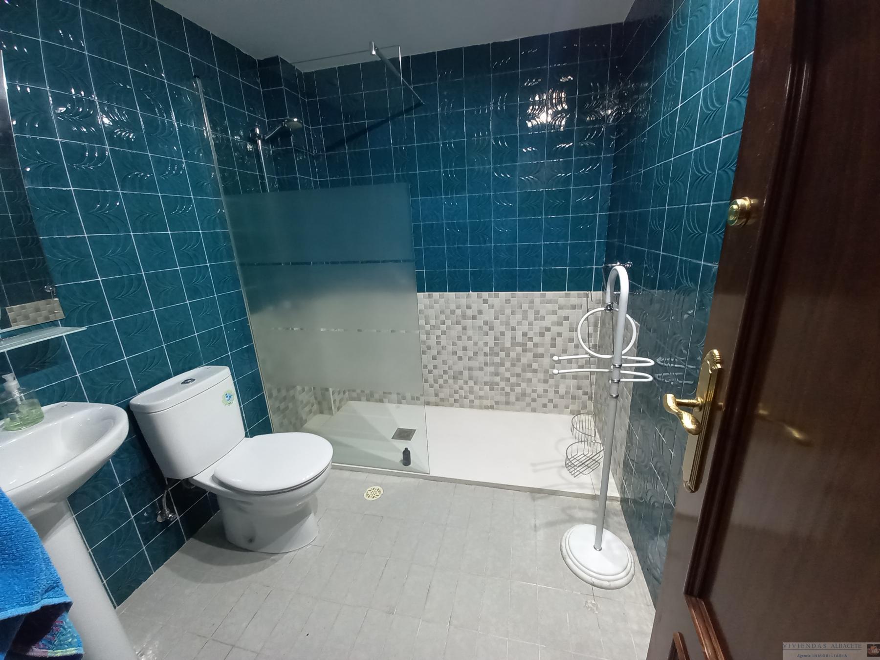 For sale of flat in Albacete