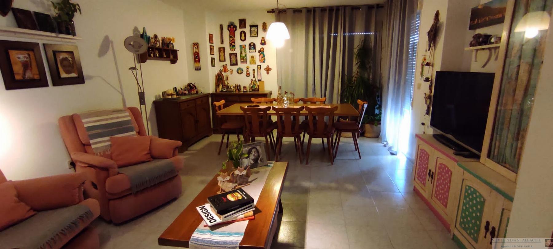 Venta de piso en Adsubia