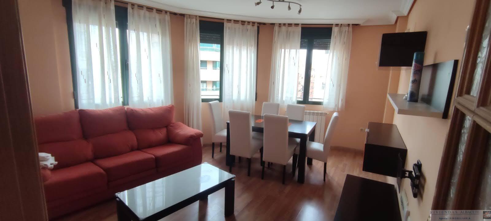 For sale of flat in Albacete