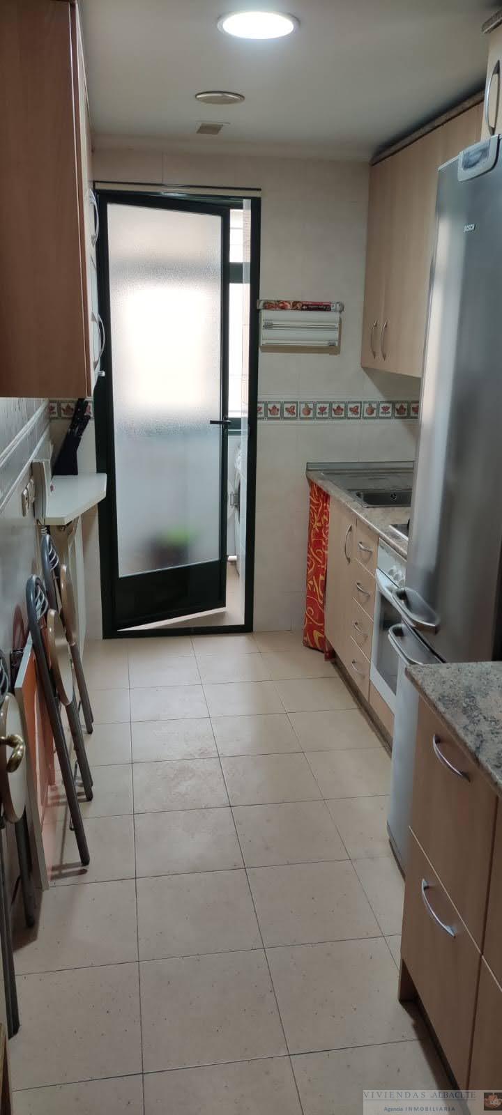 For sale of flat in Albacete