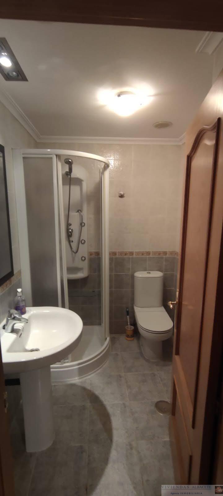 For sale of flat in Albacete