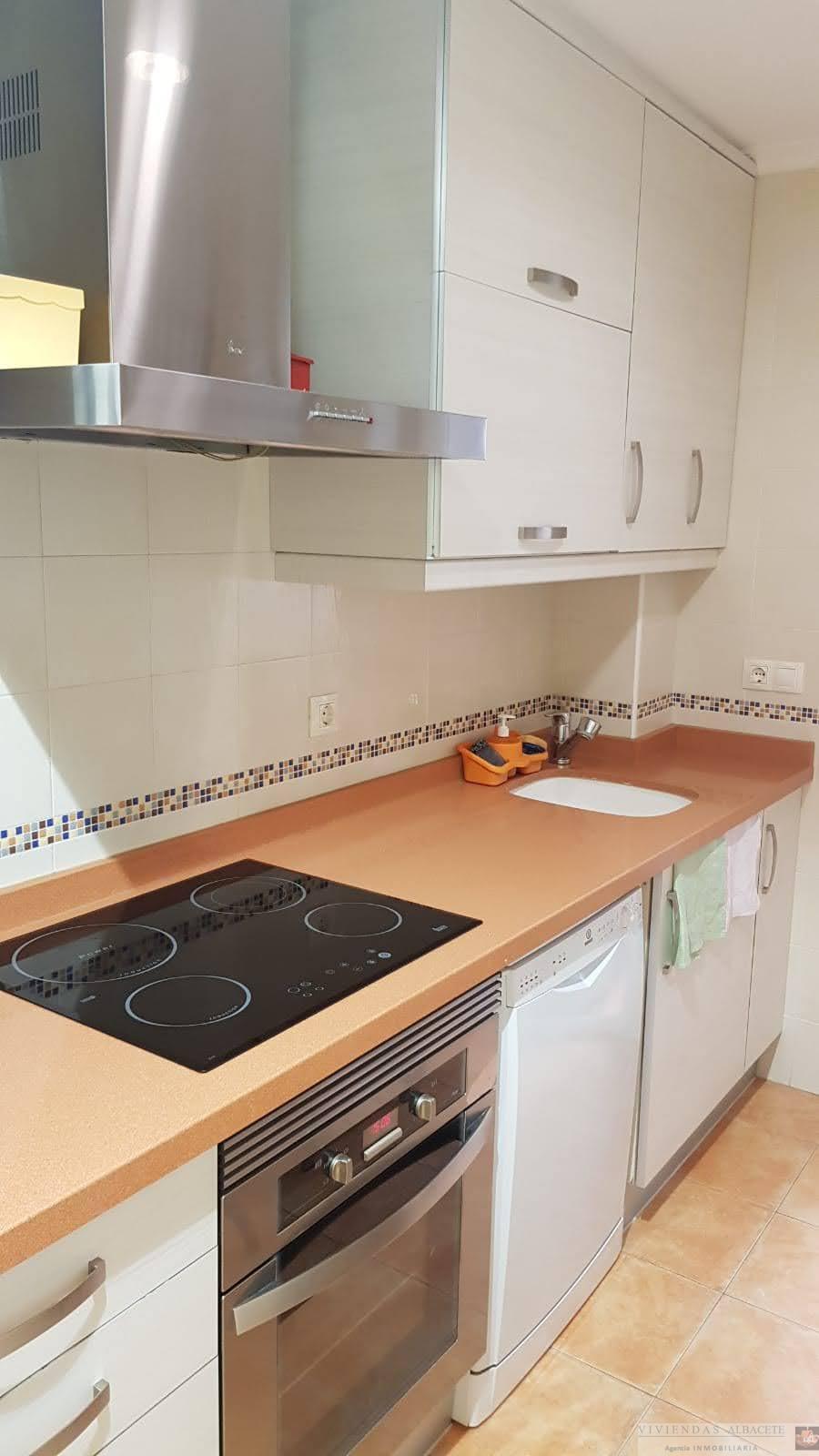 For sale of flat in Albacete
