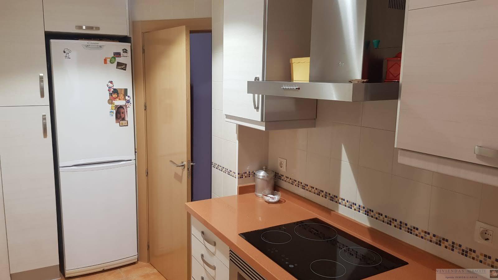 For sale of flat in Albacete