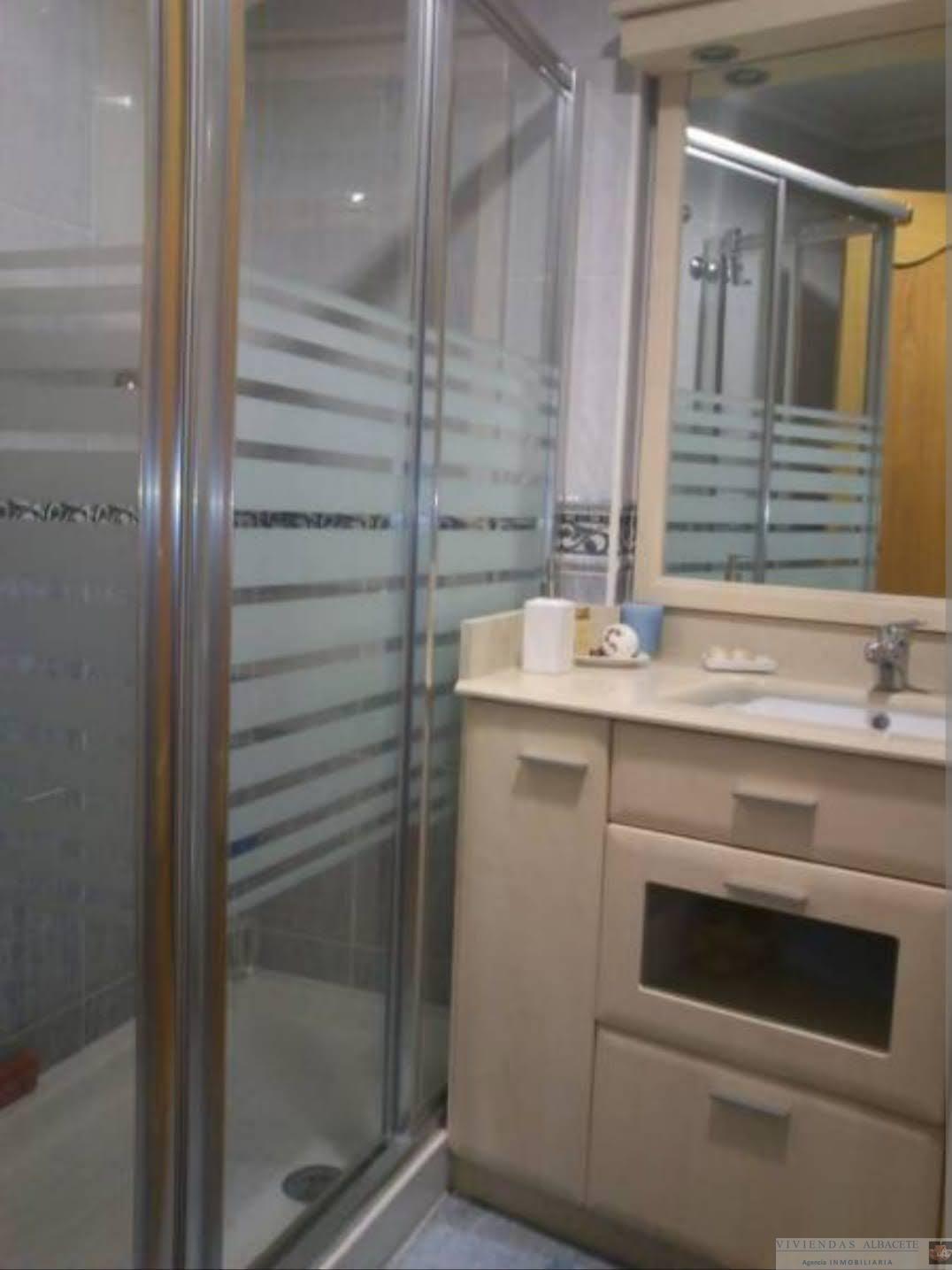 For sale of apartment in Albacete