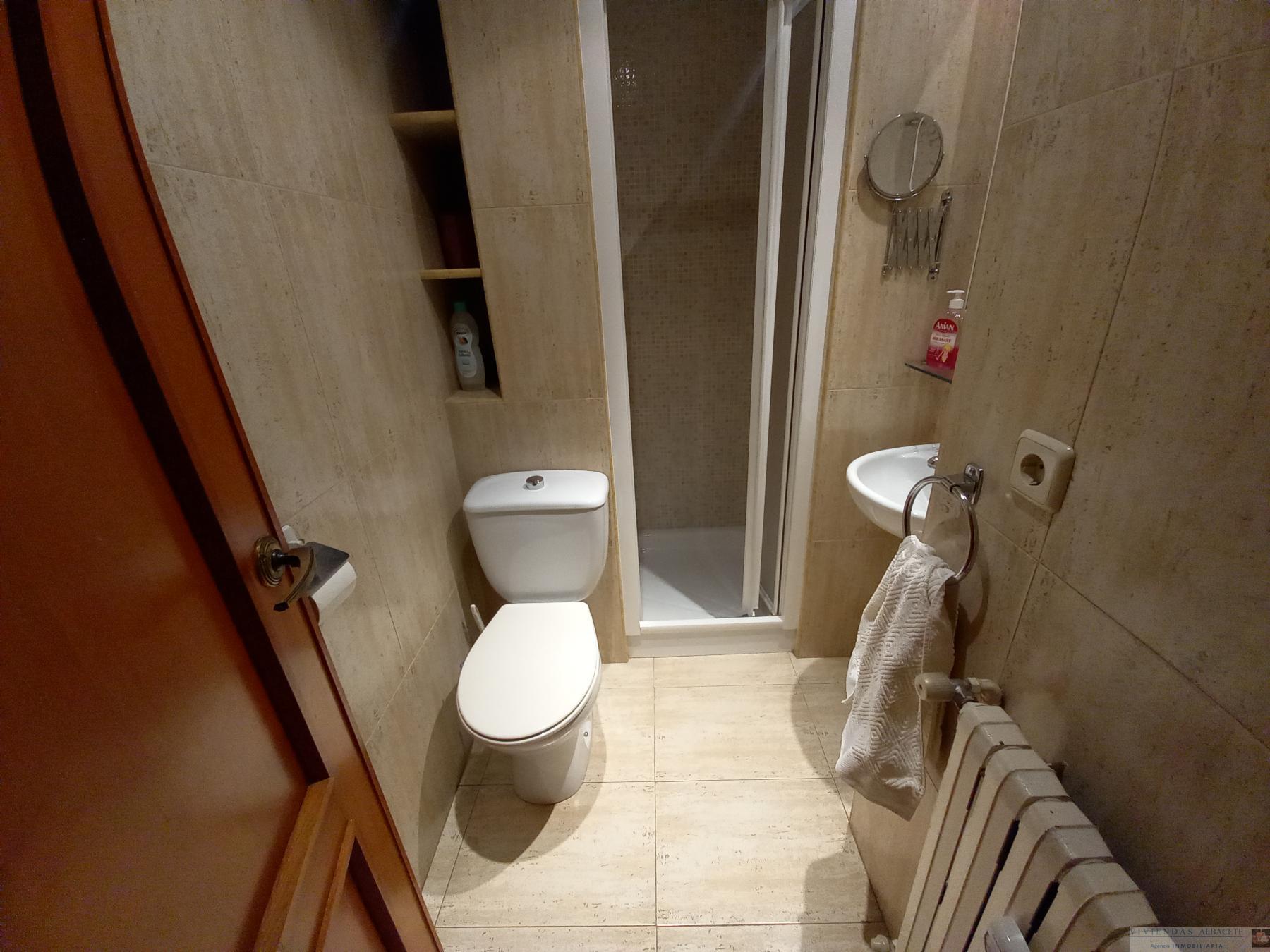 For sale of flat in Albacete