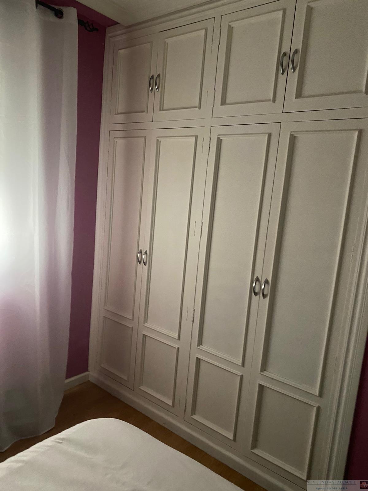 For sale of flat in Albacete
