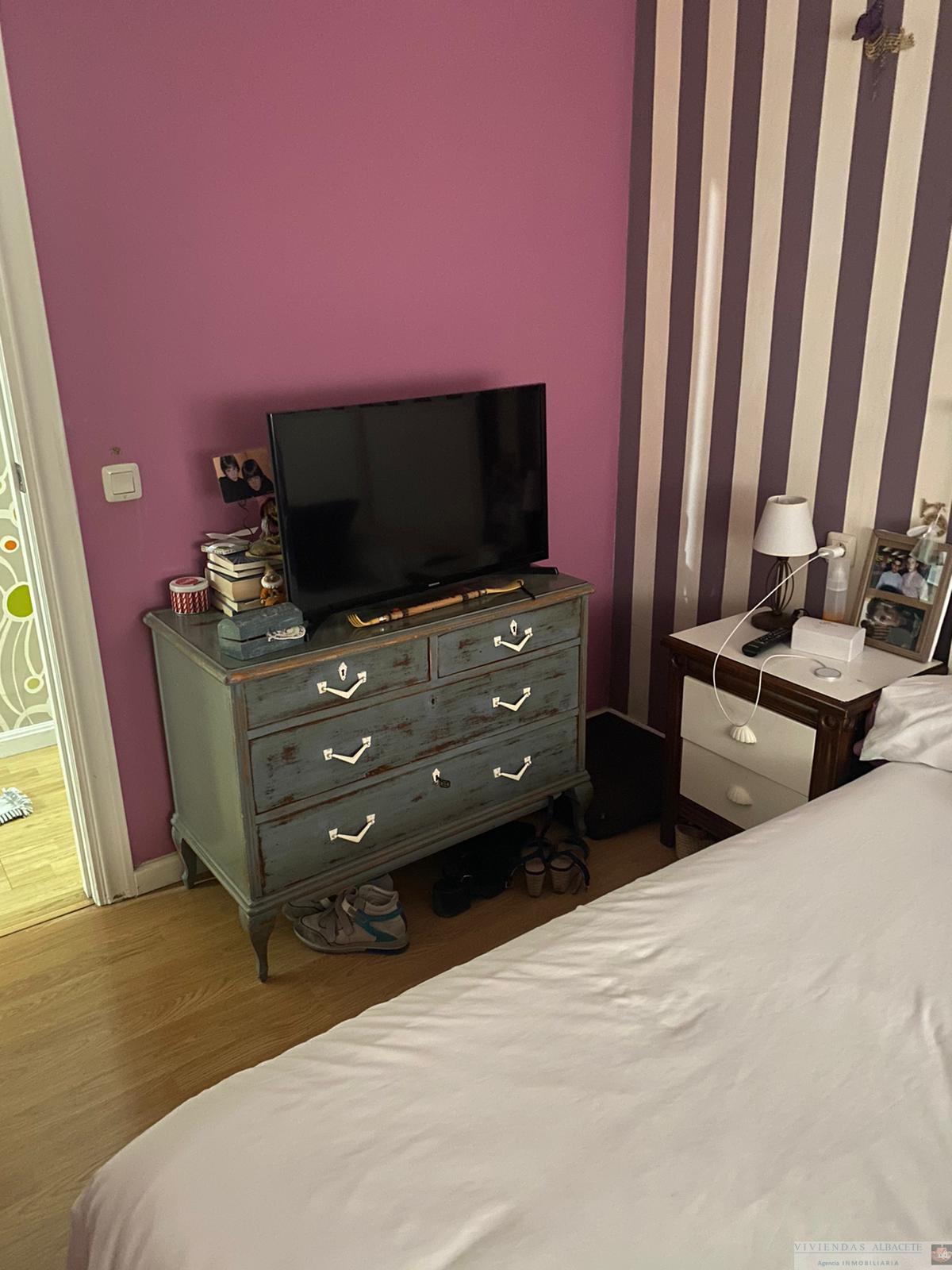 For sale of flat in Albacete