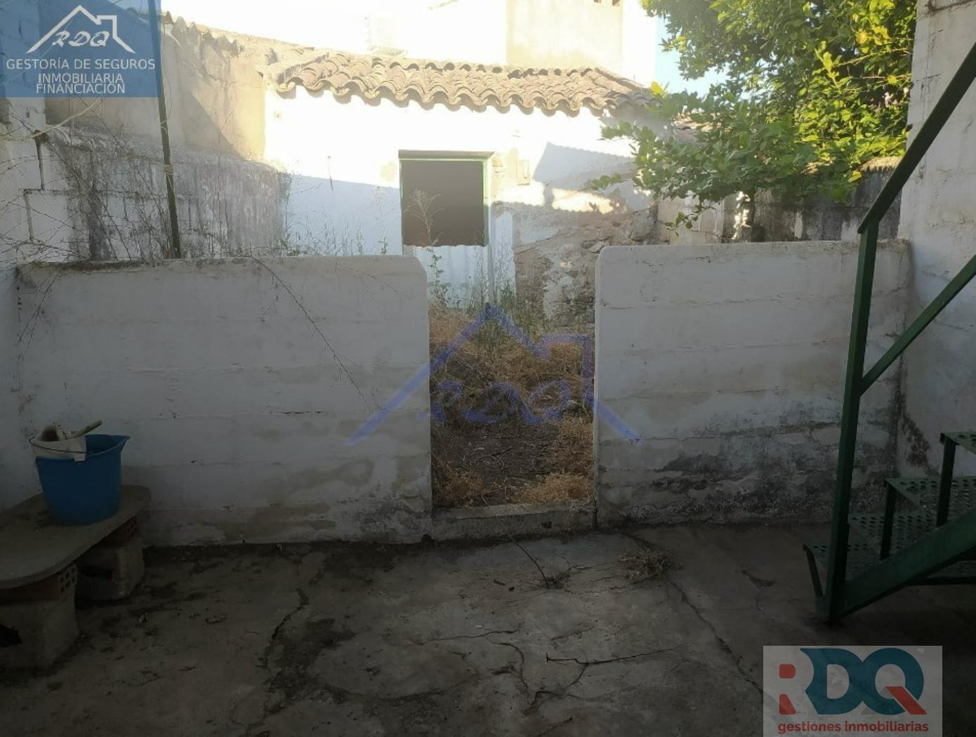 For sale of house in Villar del Rey