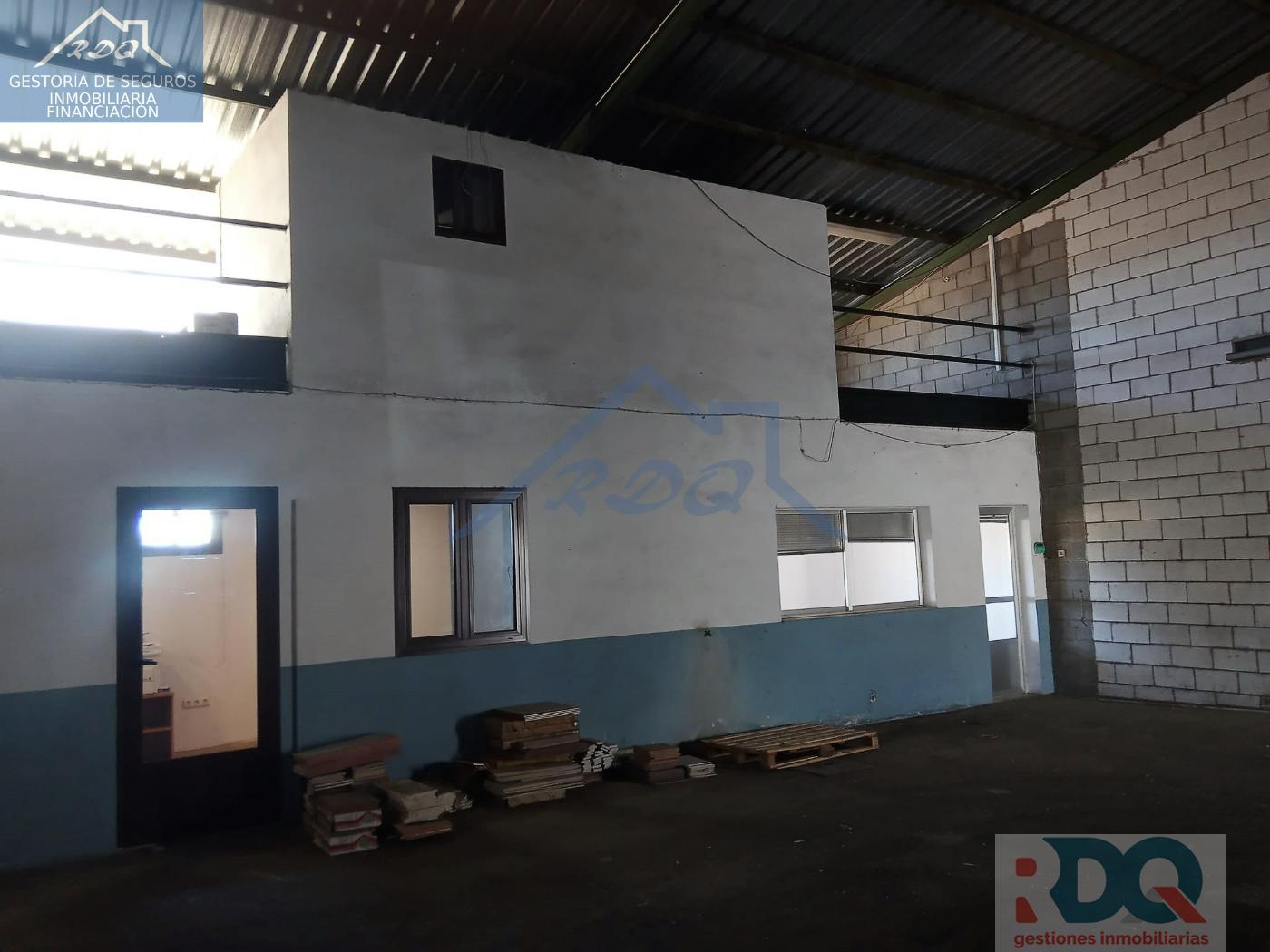 For sale of industrial plant/warehouse in Alburquerque