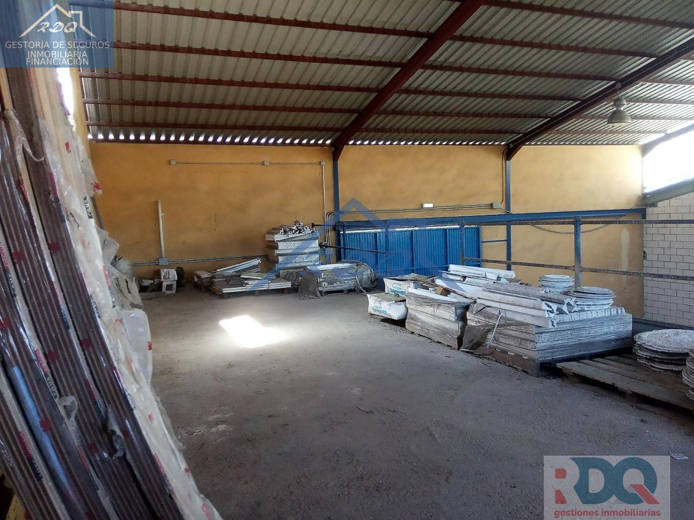 For sale of industrial plant/warehouse in Alburquerque