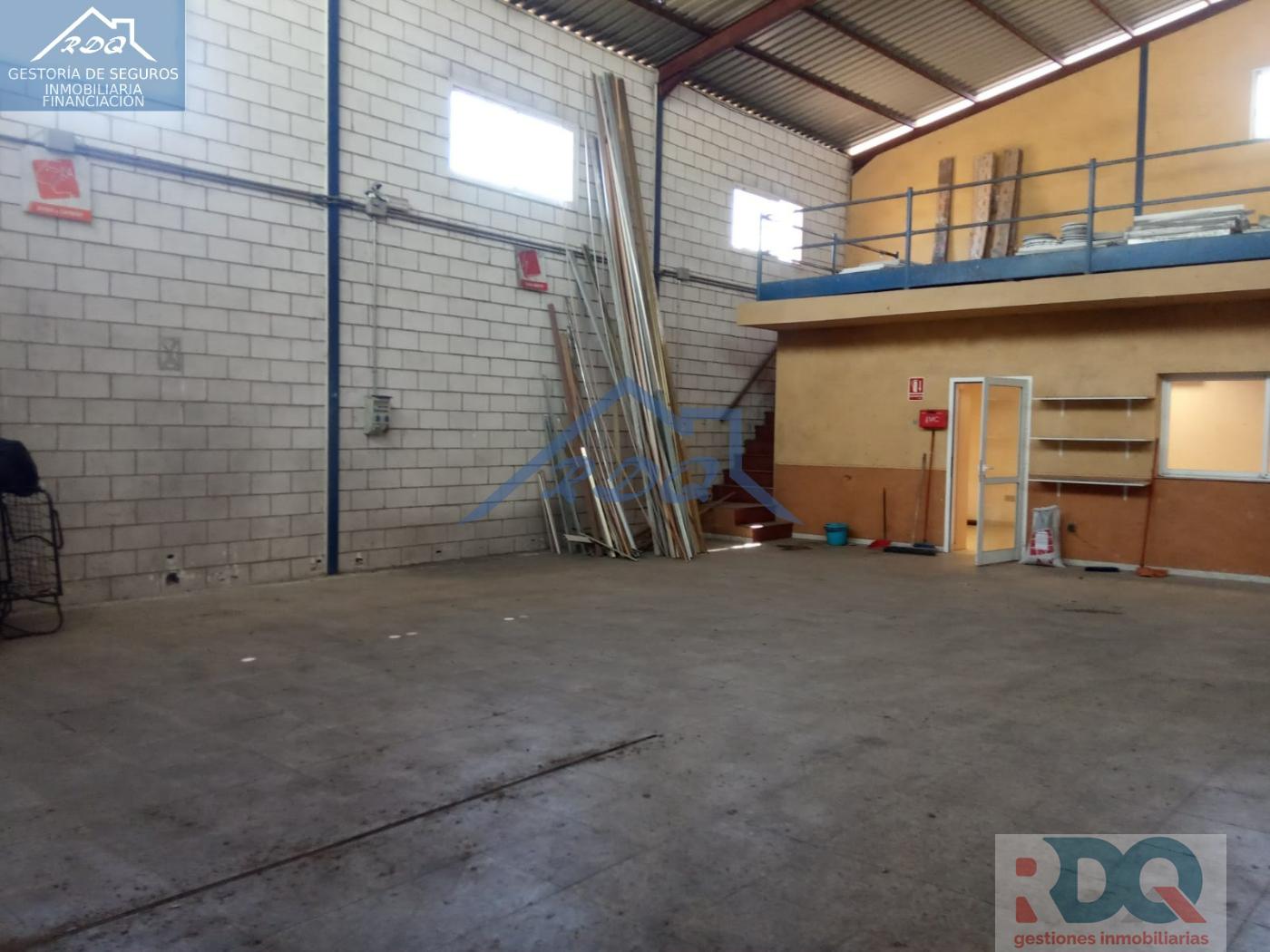 For sale of industrial plant/warehouse in Alburquerque