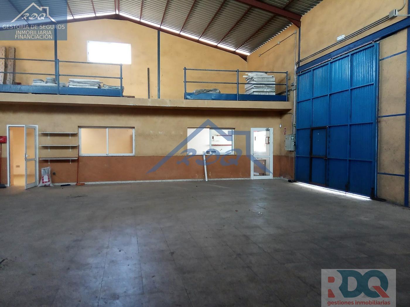 For sale of industrial plant/warehouse in Alburquerque