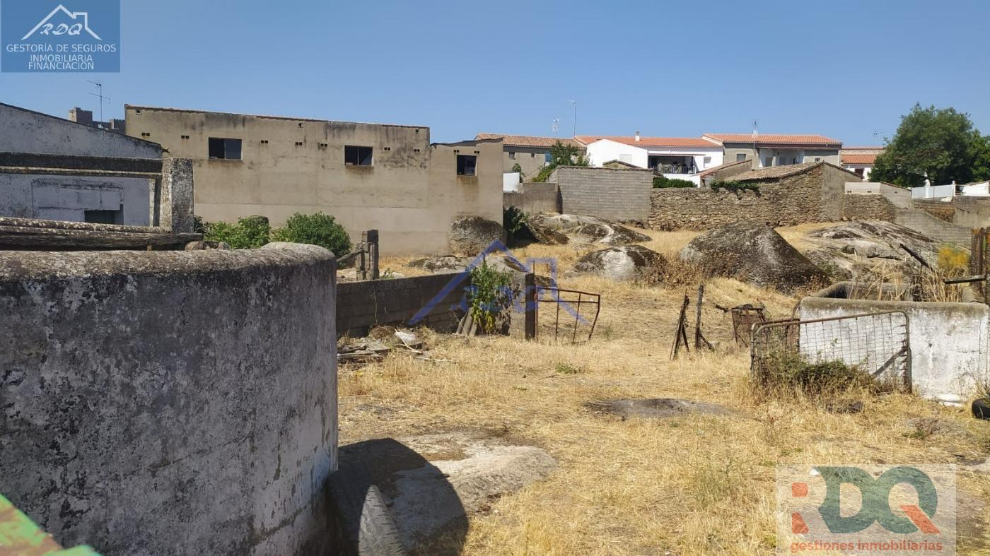 Venta de terreno en Alburquerque