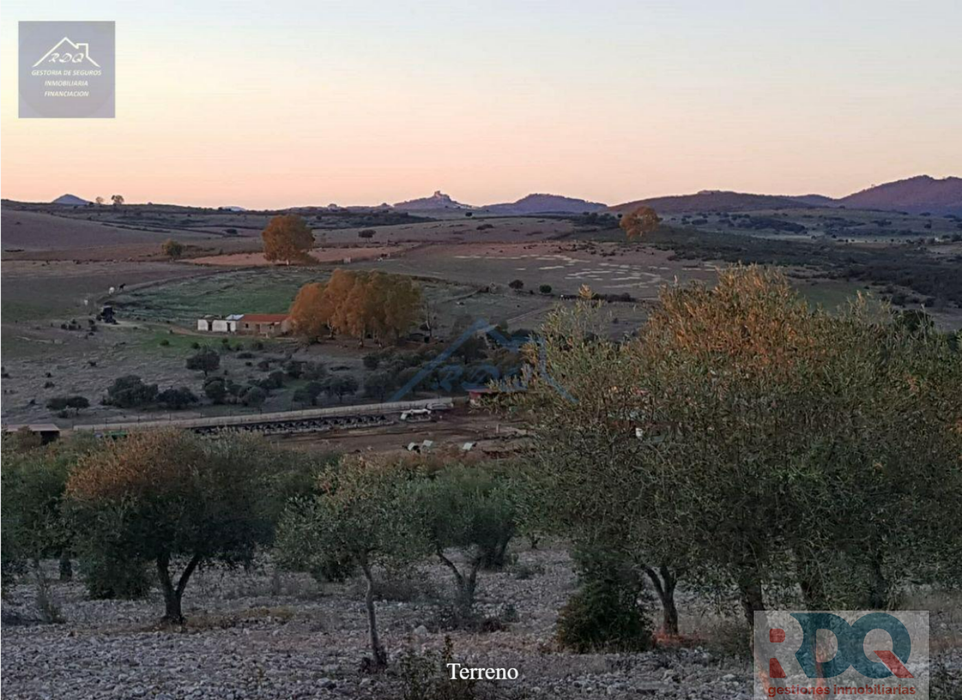 For sale of rural property in Alburquerque