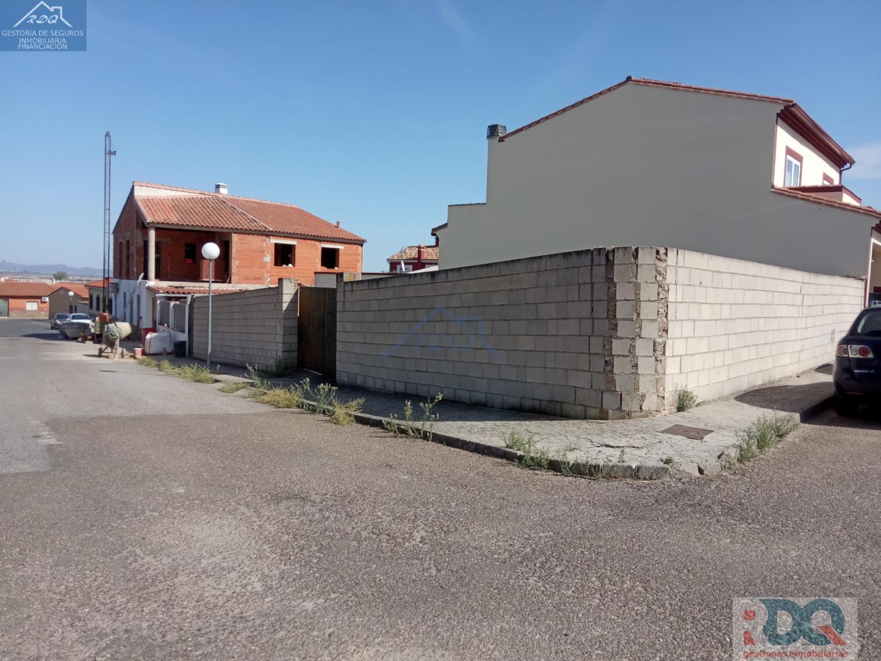 For sale of land in Alburquerque