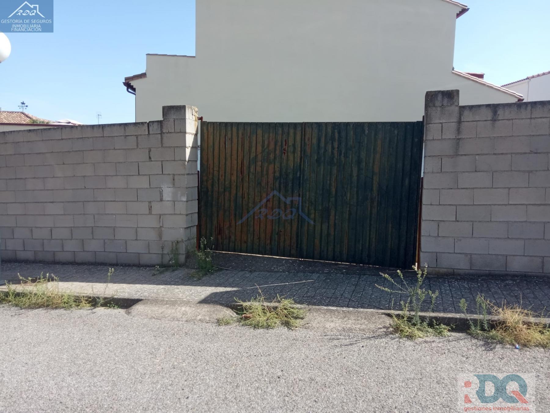 Venta de terreno en Alburquerque