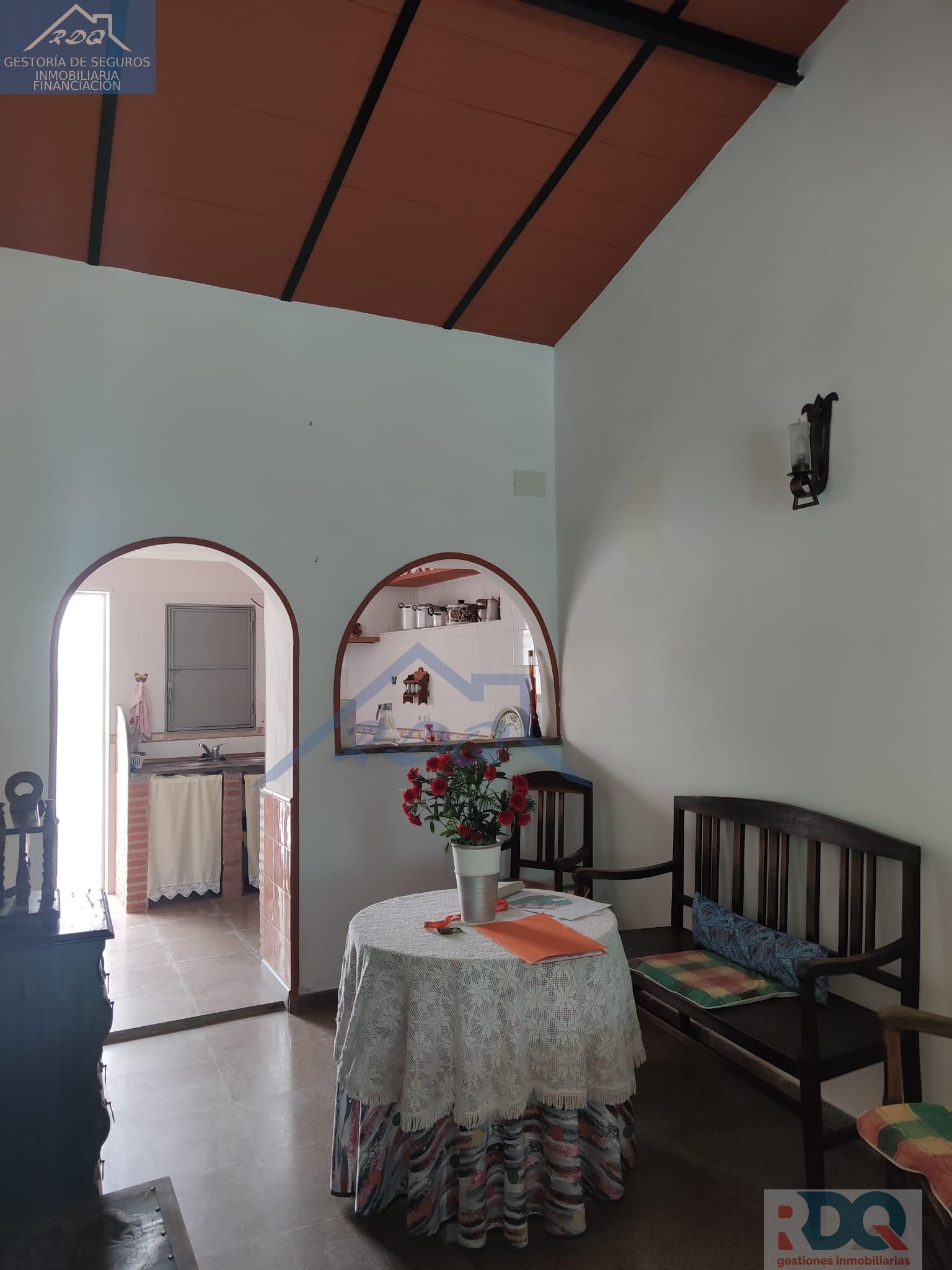 For sale of house in La Codosera