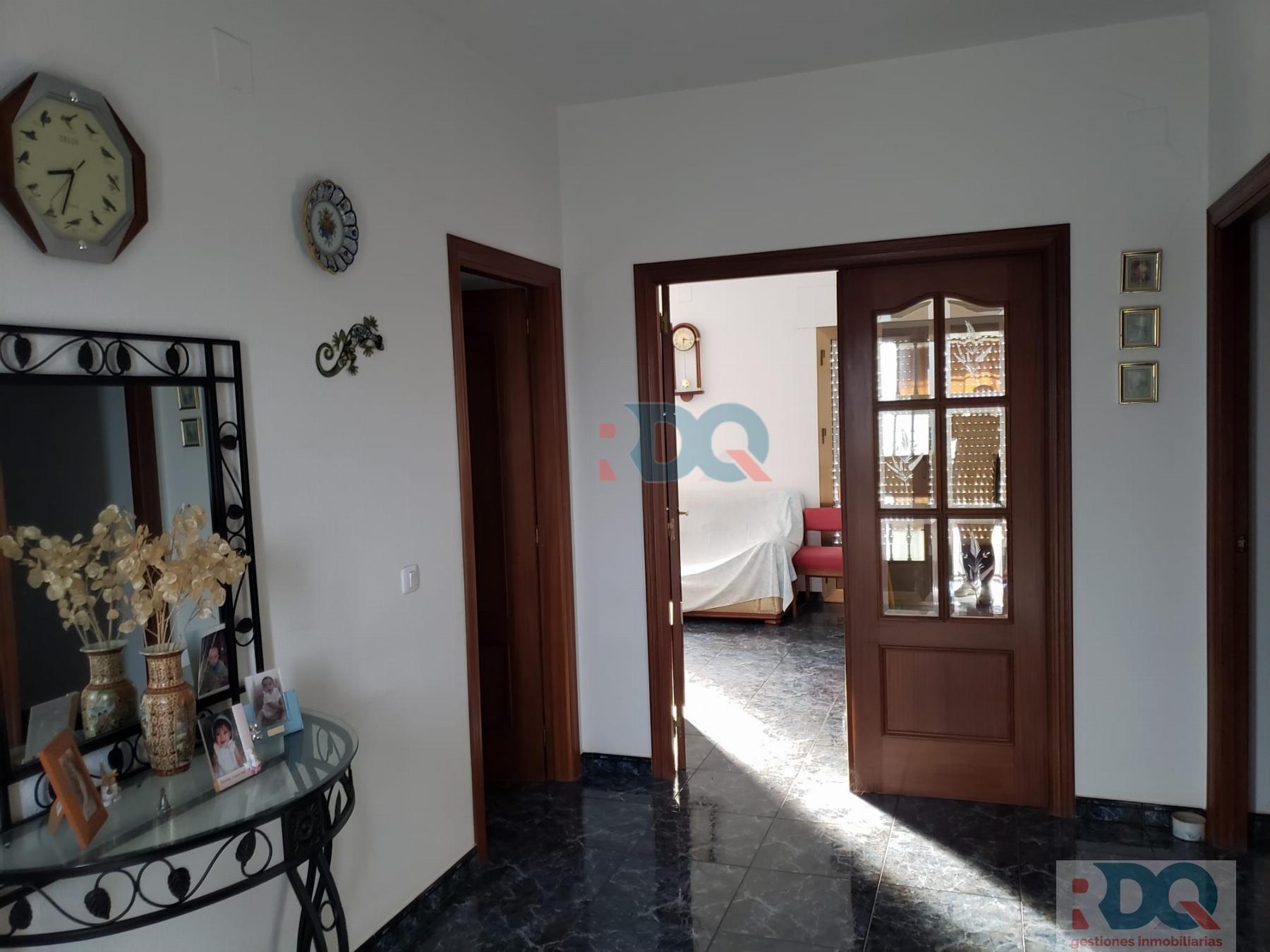 For sale of house in La Codosera