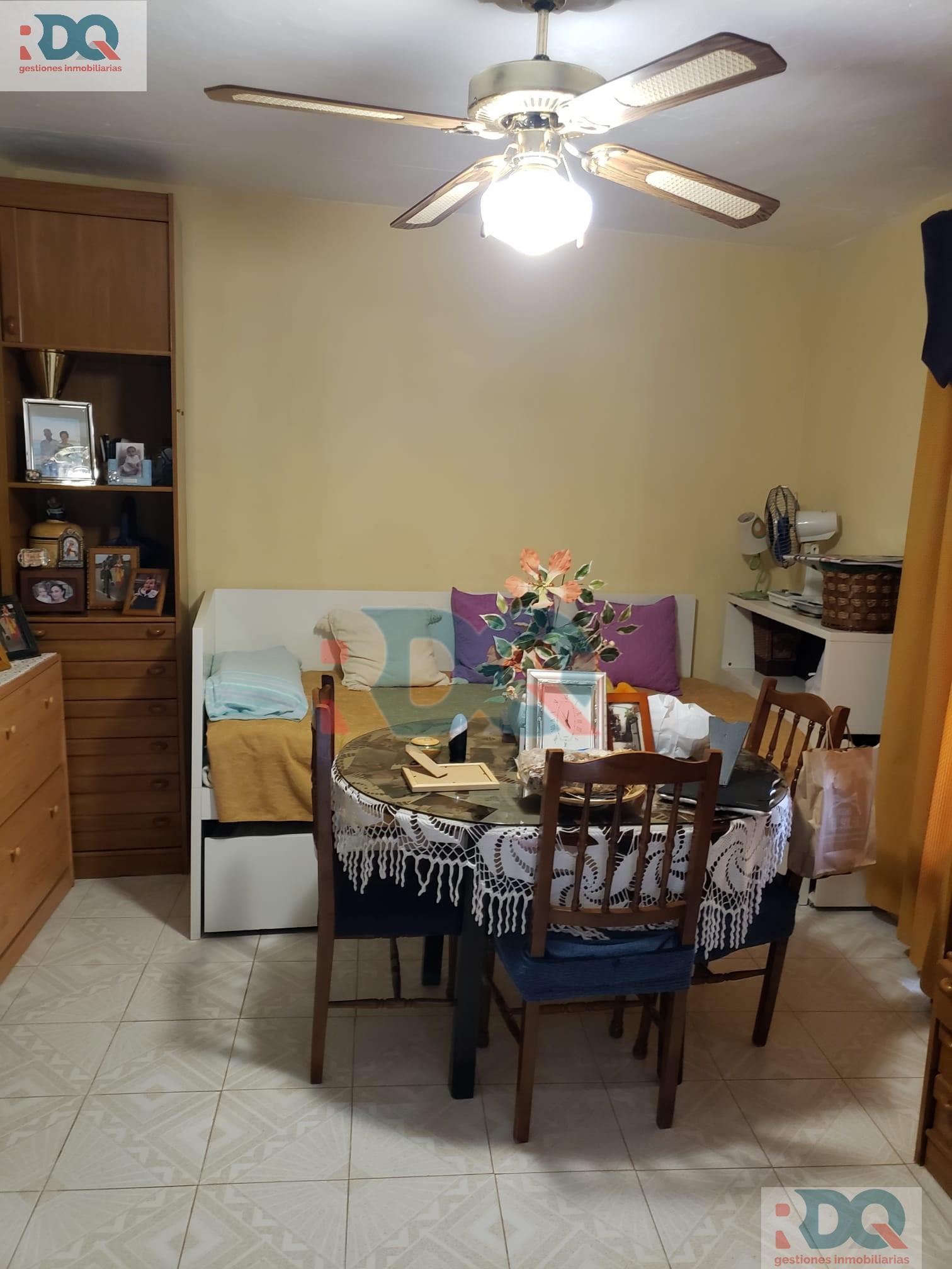 For sale of house in La Codosera
