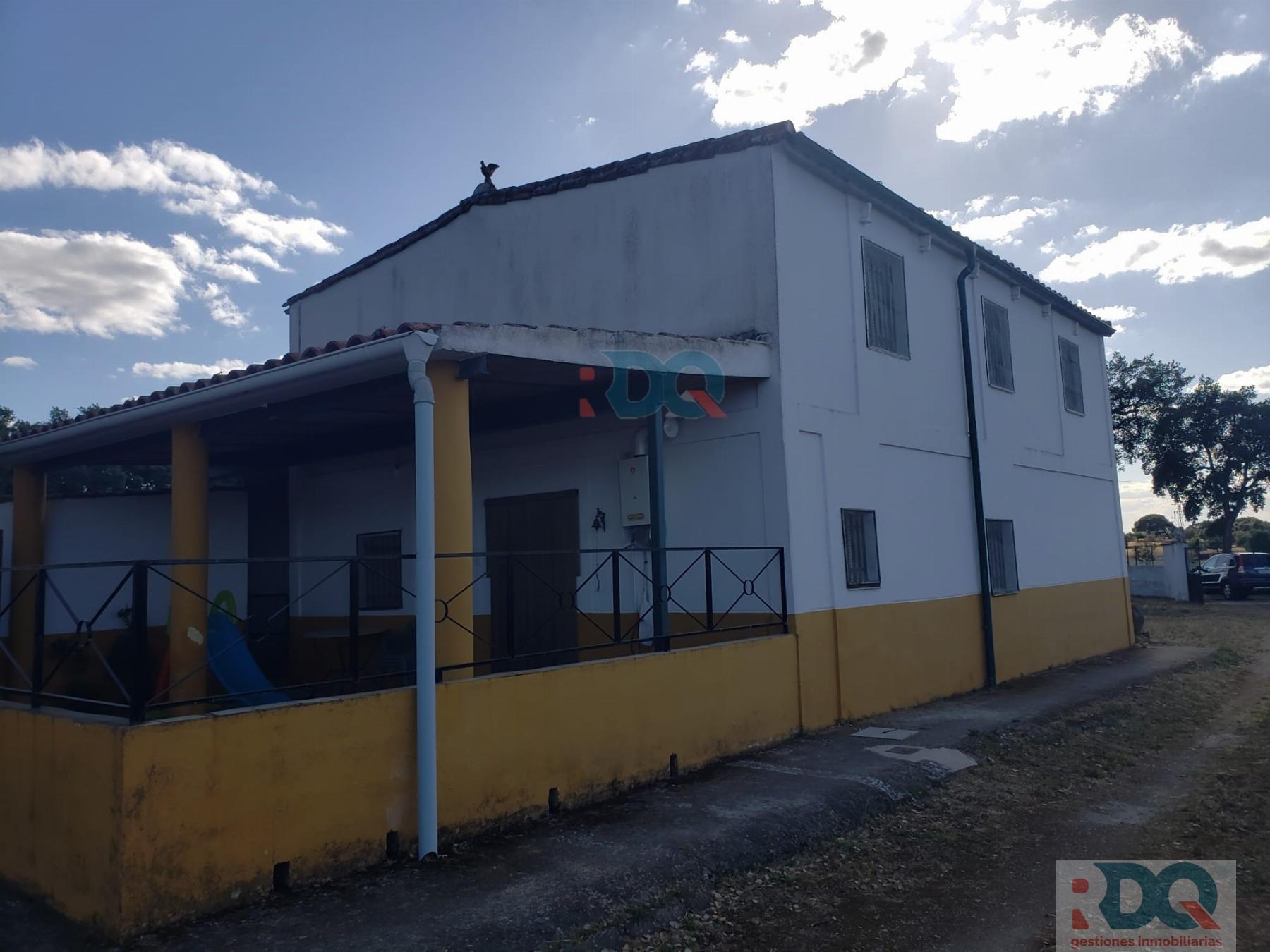 Venta de finca rústica en Alburquerque