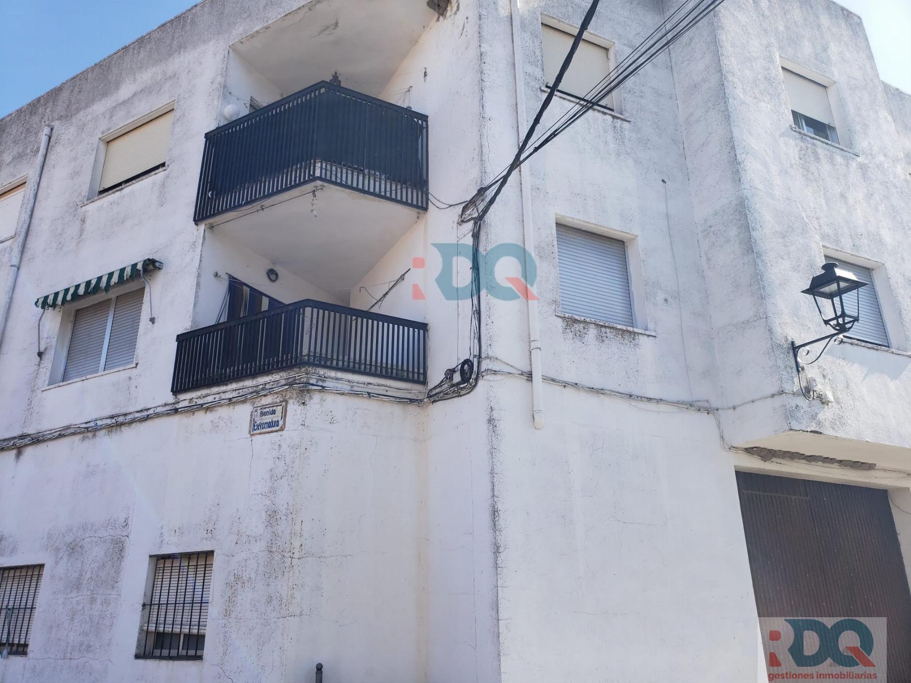 For sale of flat in Alburquerque