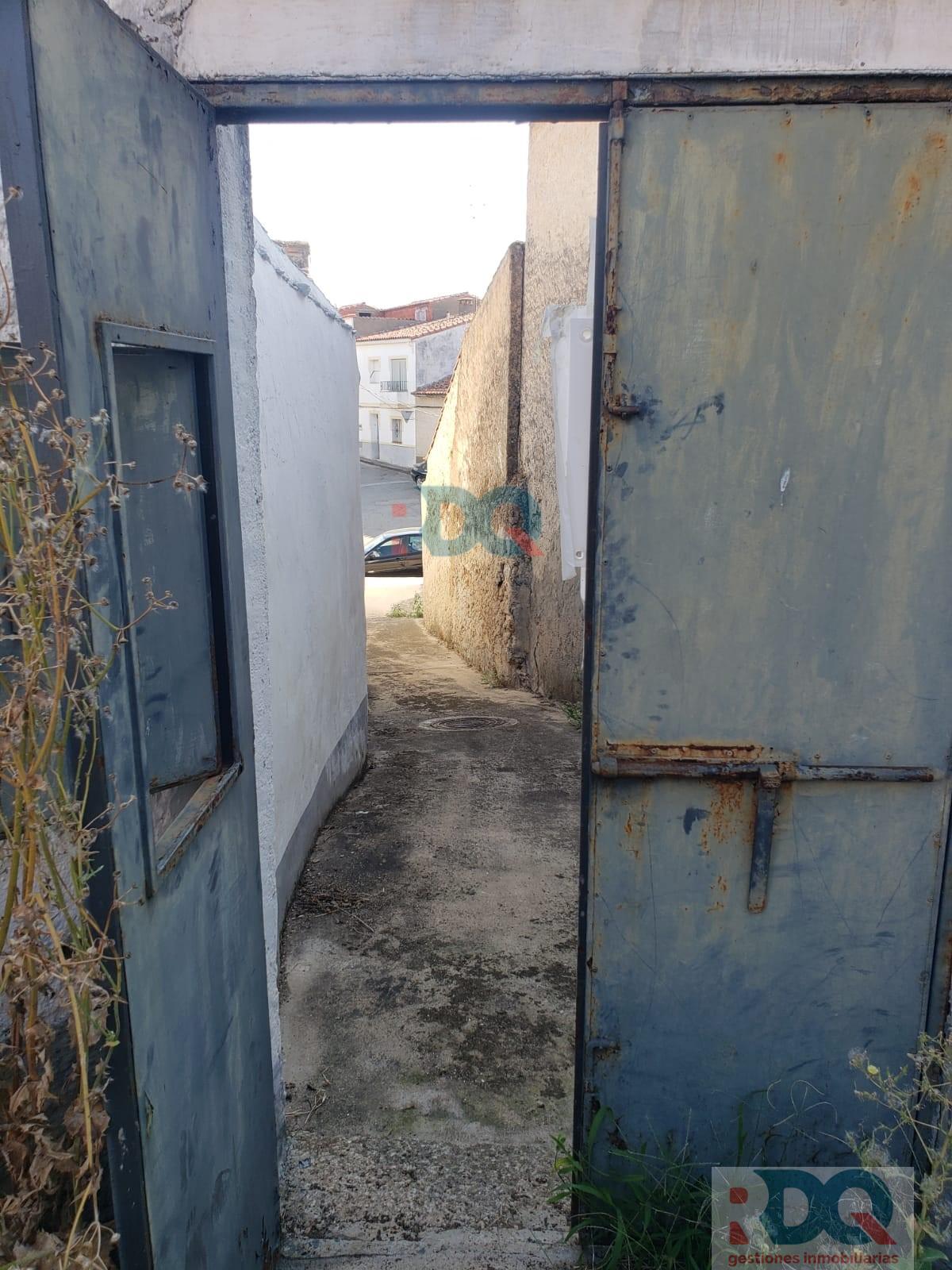 For sale of house in Alburquerque