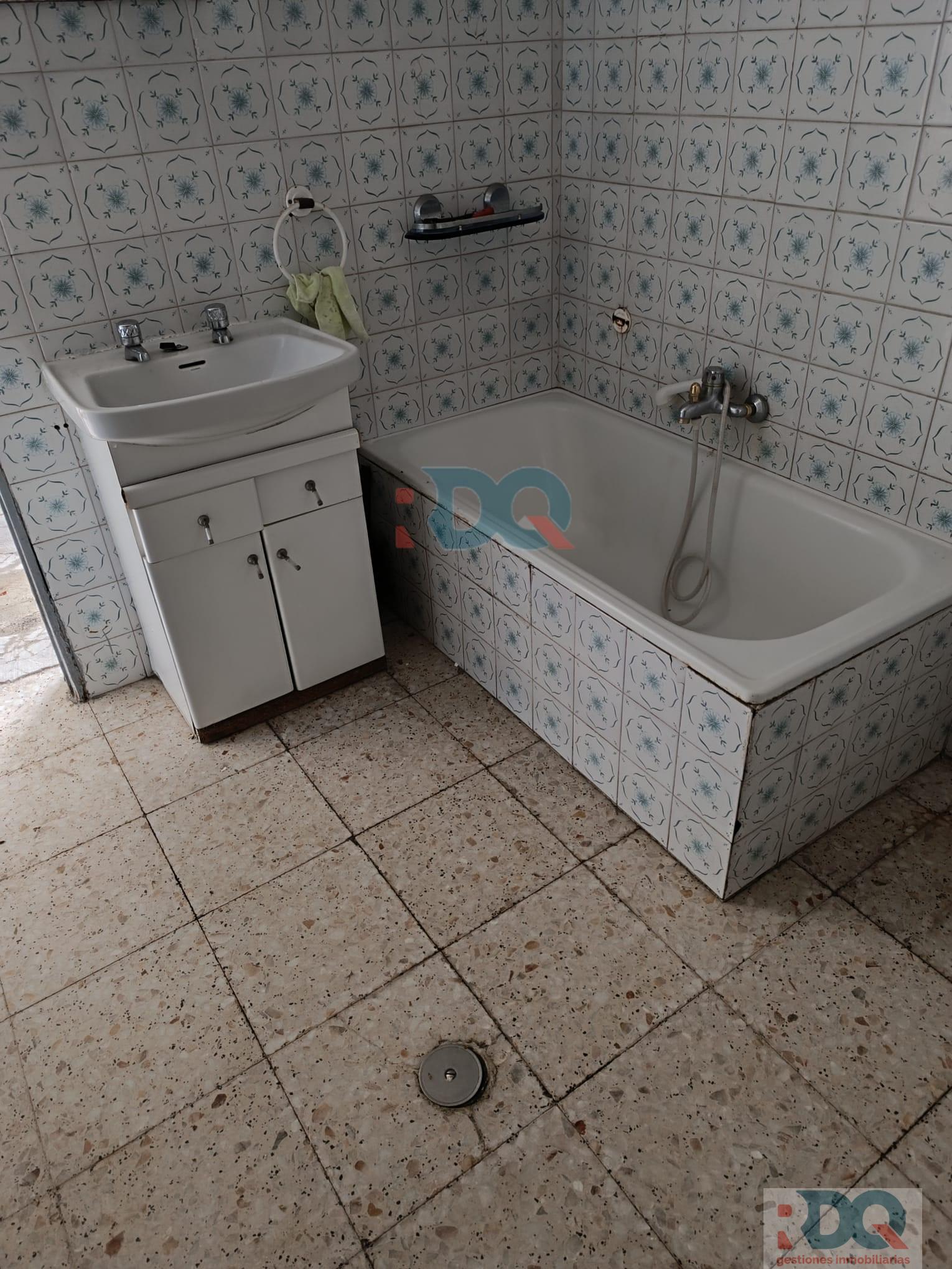 For sale of house in Alburquerque