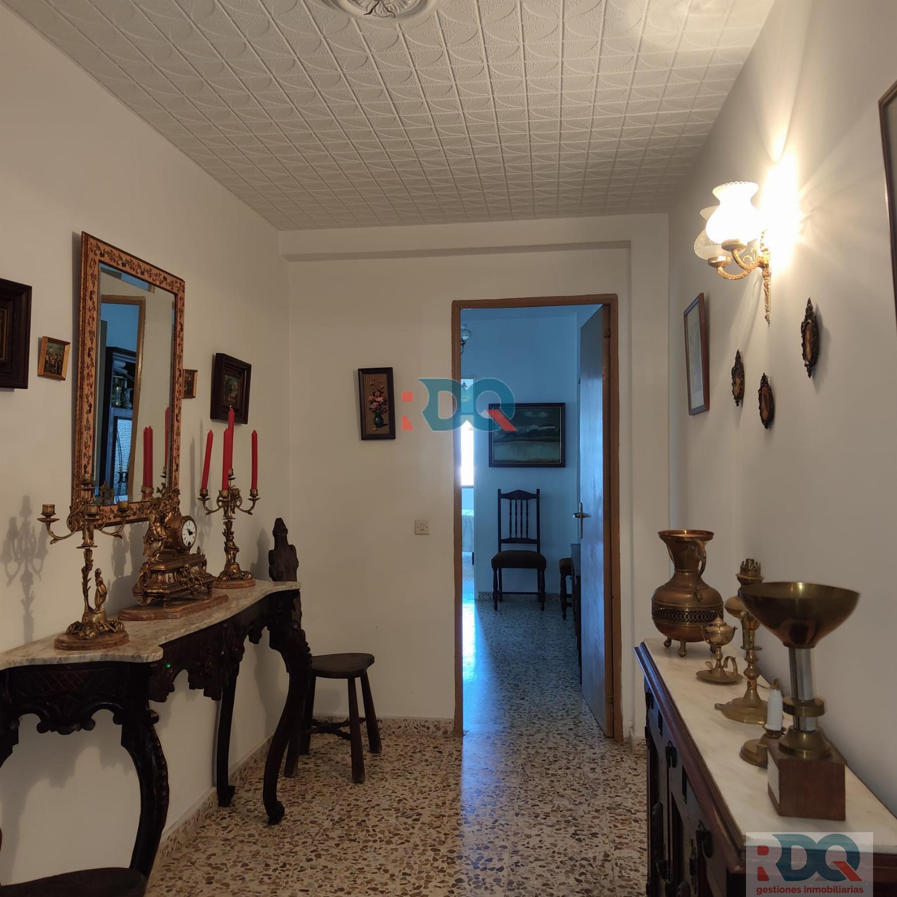 For sale of flat in Alburquerque