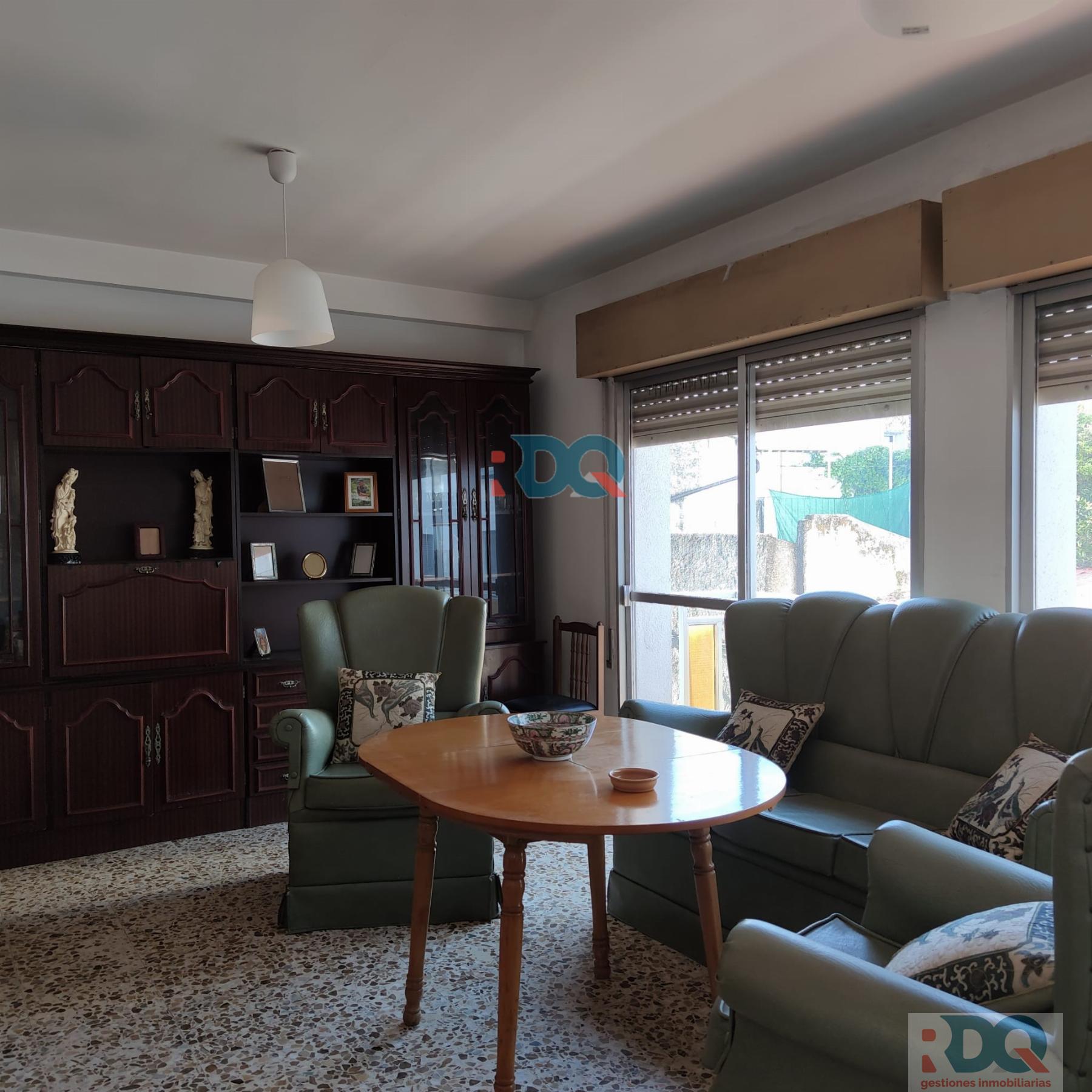 For sale of flat in Alburquerque