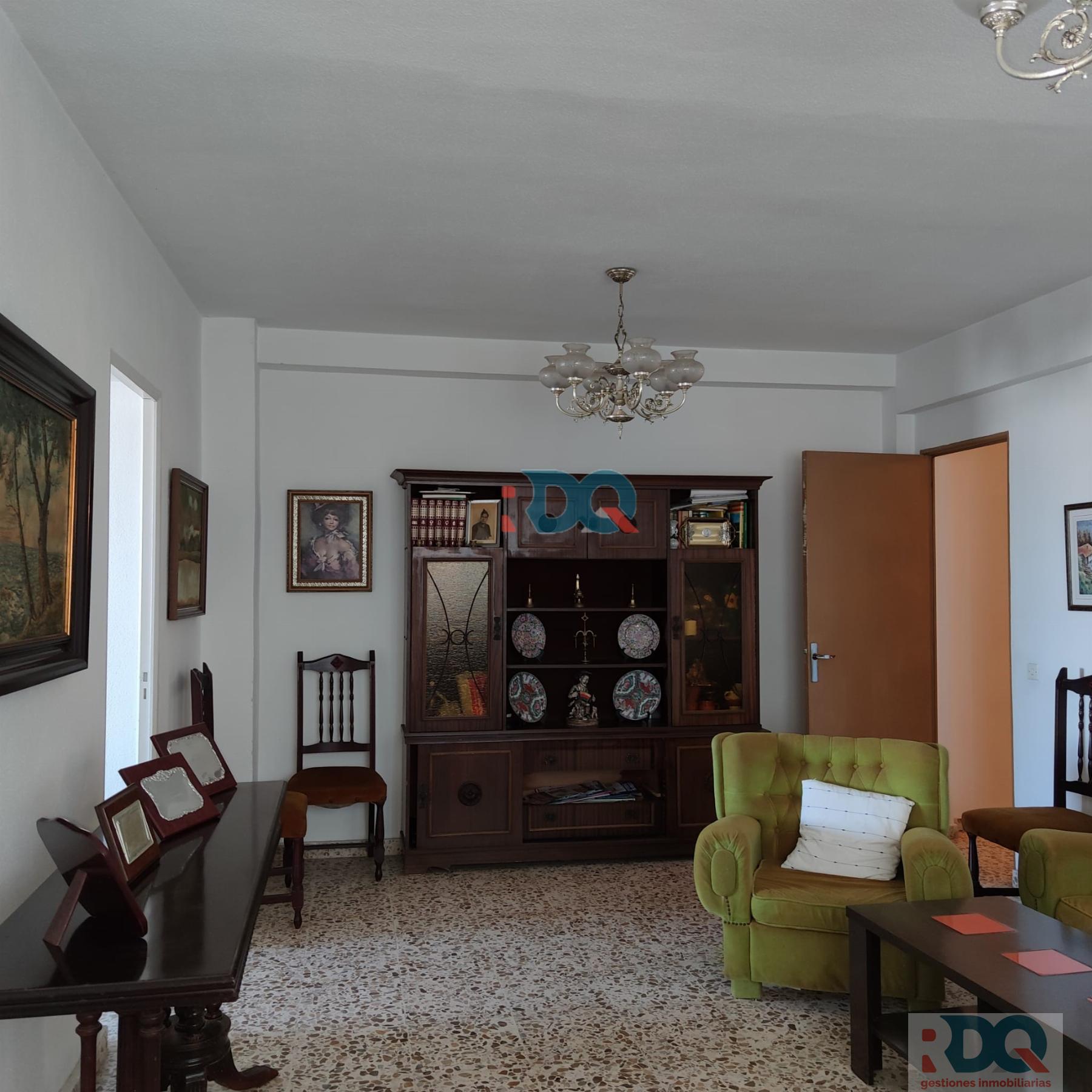 For sale of flat in Alburquerque